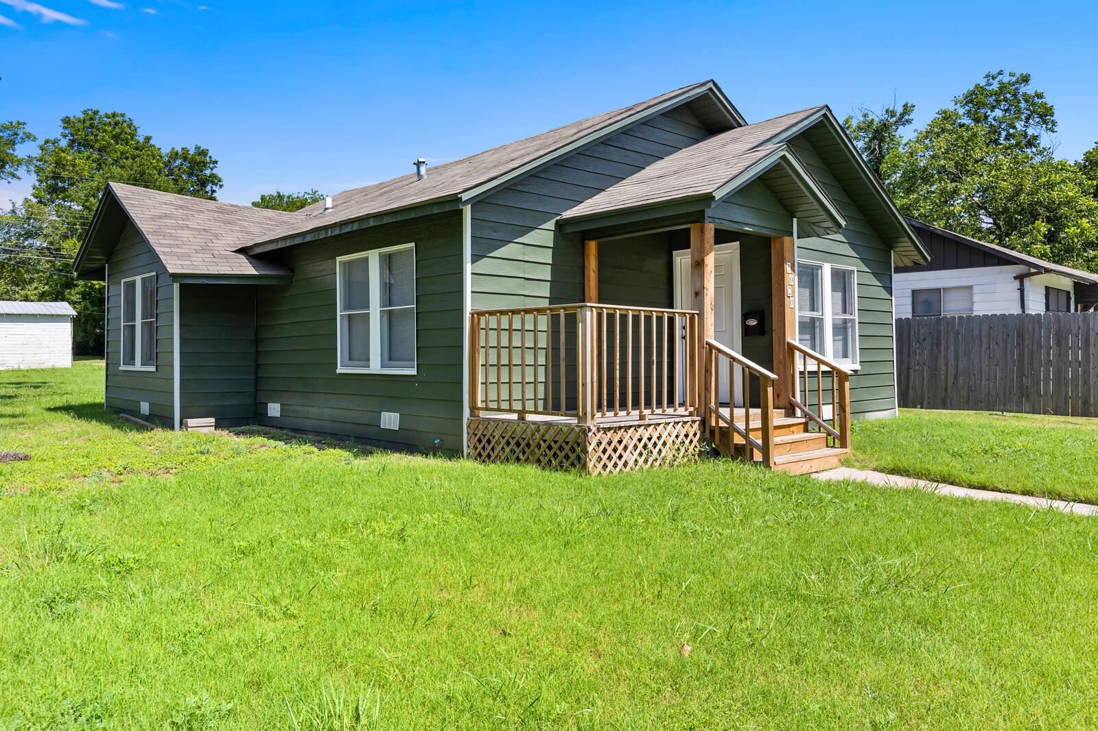 1020 S 23rd St, Temple, TX 76504