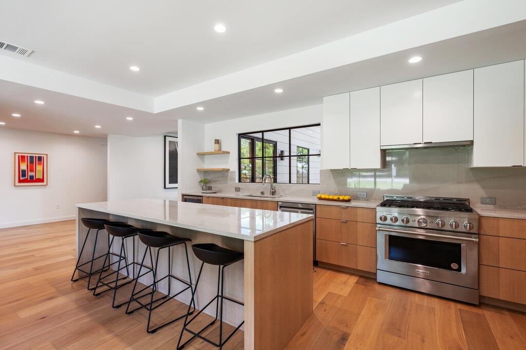 2517 Great Oaks Pkwy, Austin, TX 78756