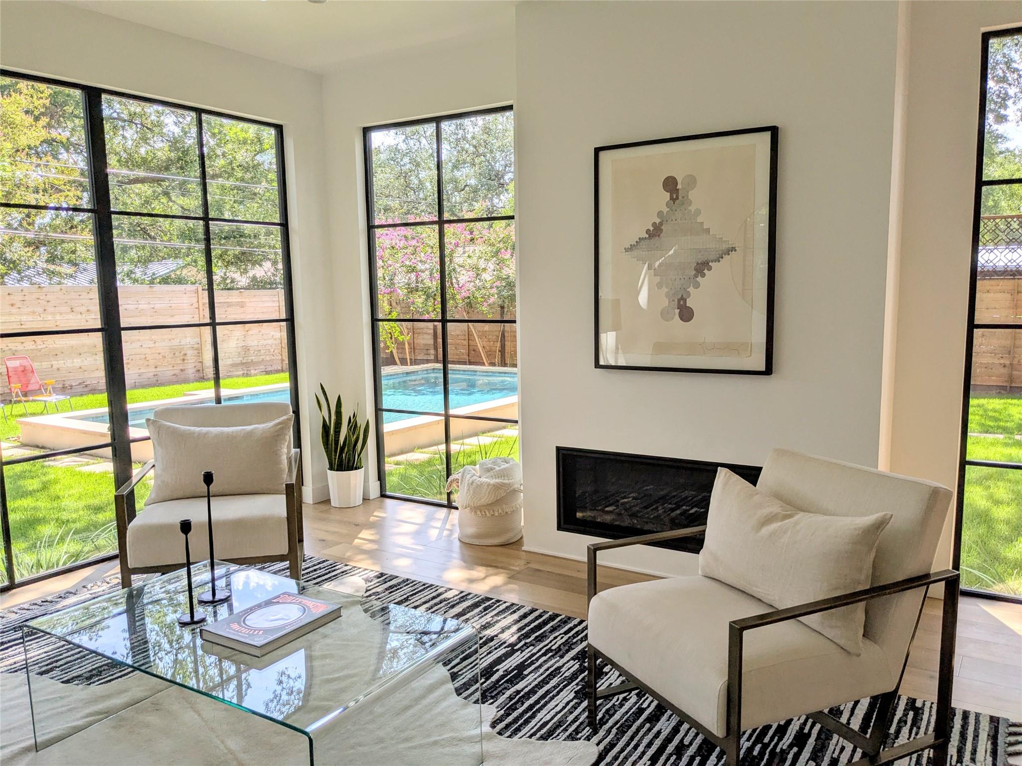 2517 Great Oaks Pkwy, Austin, TX 78756