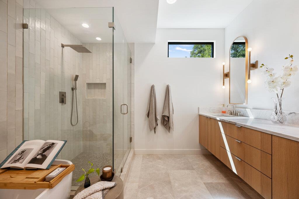 2517 Great Oaks Pkwy, Austin, TX 78756