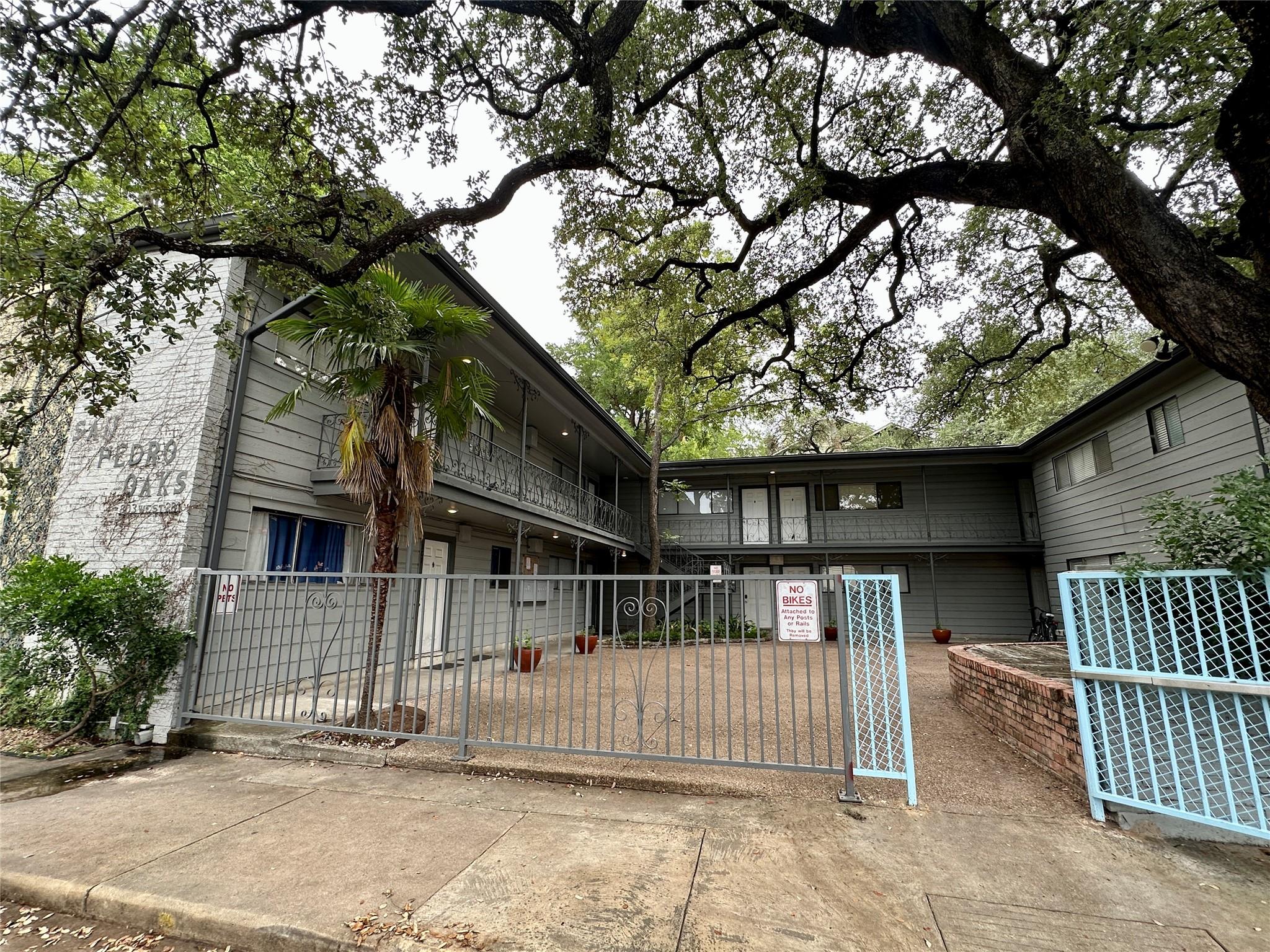 803 W 28th St # 106, Austin, TX 78705