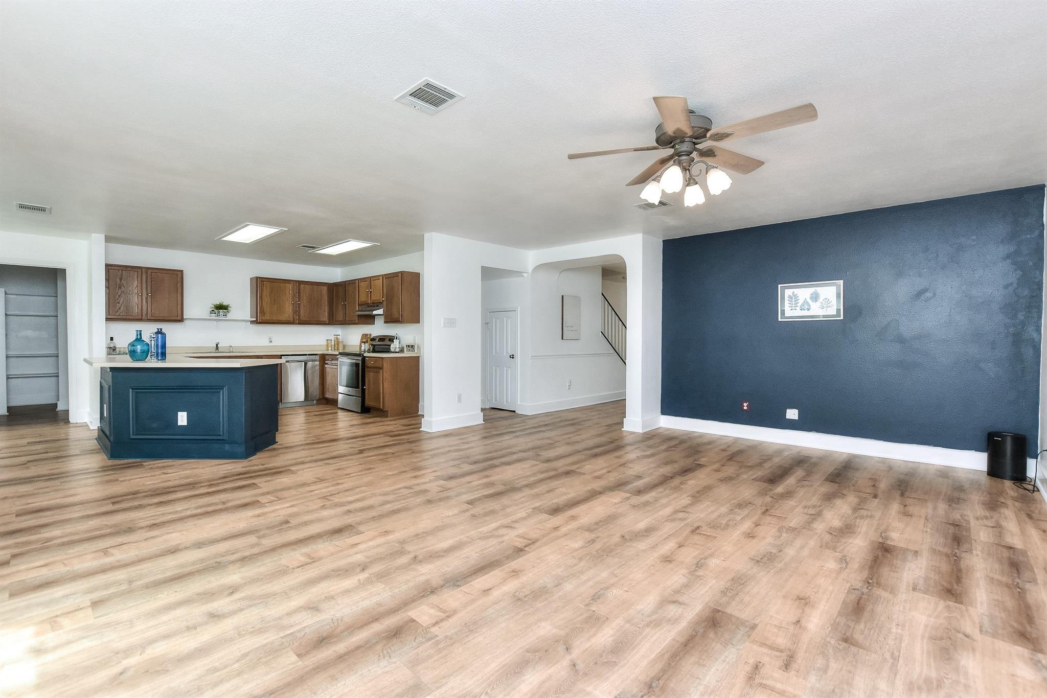 1401 Balsam Way, Round Rock, TX 78665