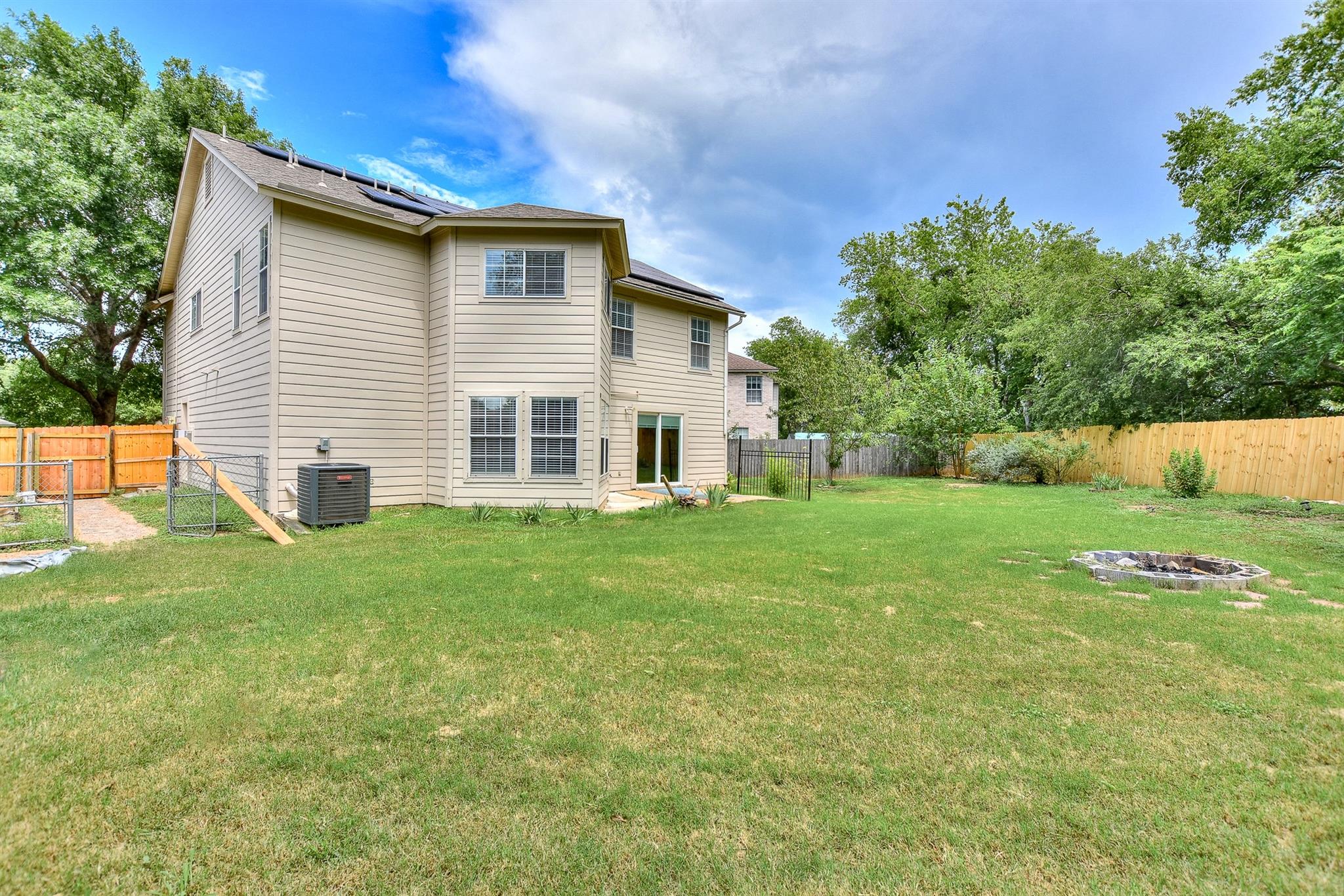 1401 Balsam Way, Round Rock, TX 78665
