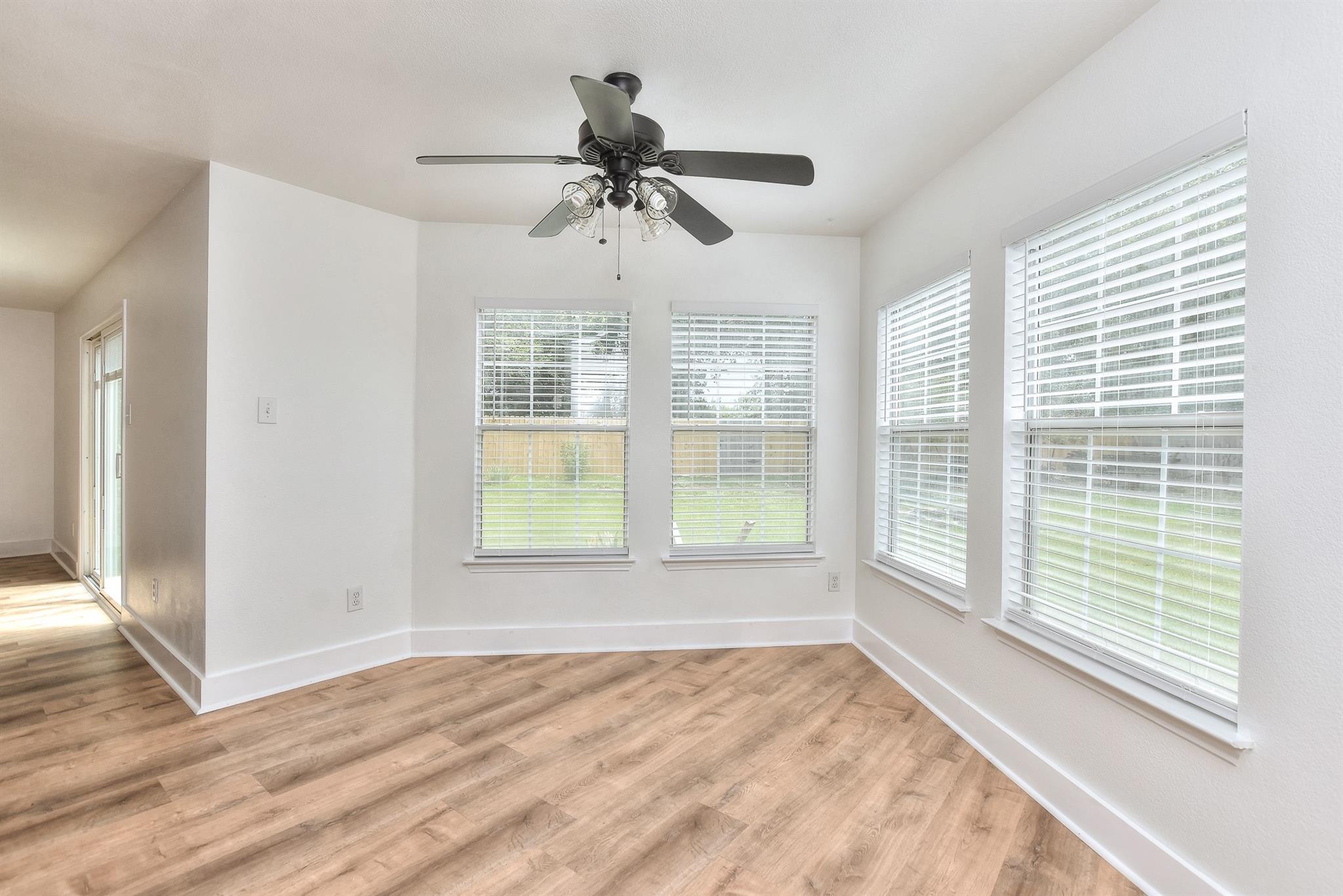 1401 Balsam Way, Round Rock, TX 78665