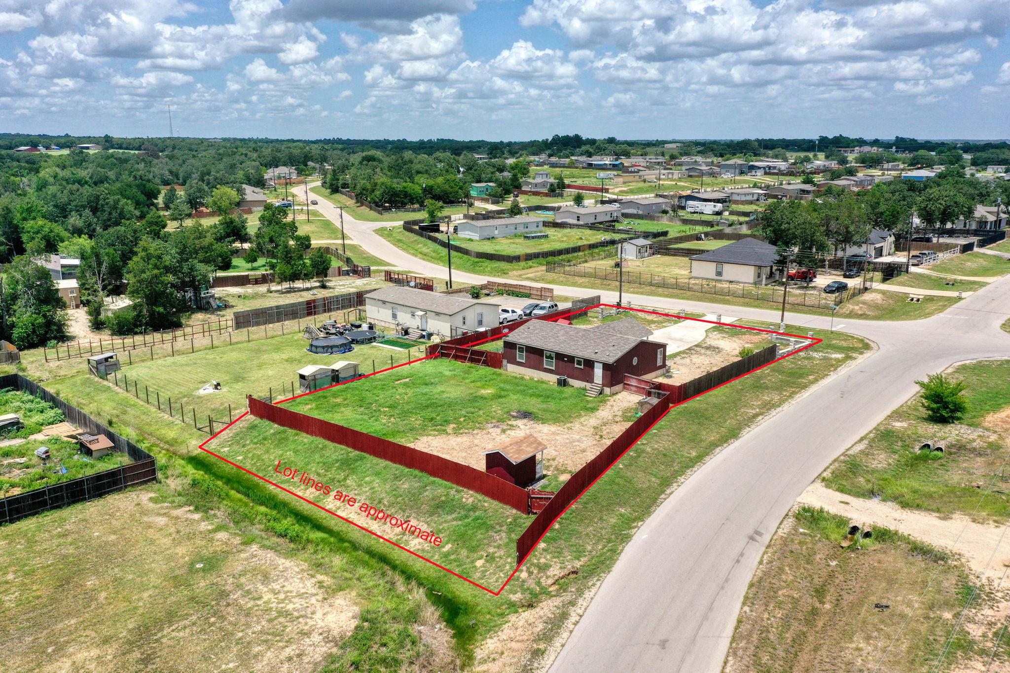 181 Pasadera Dr, Elgin, TX 78621