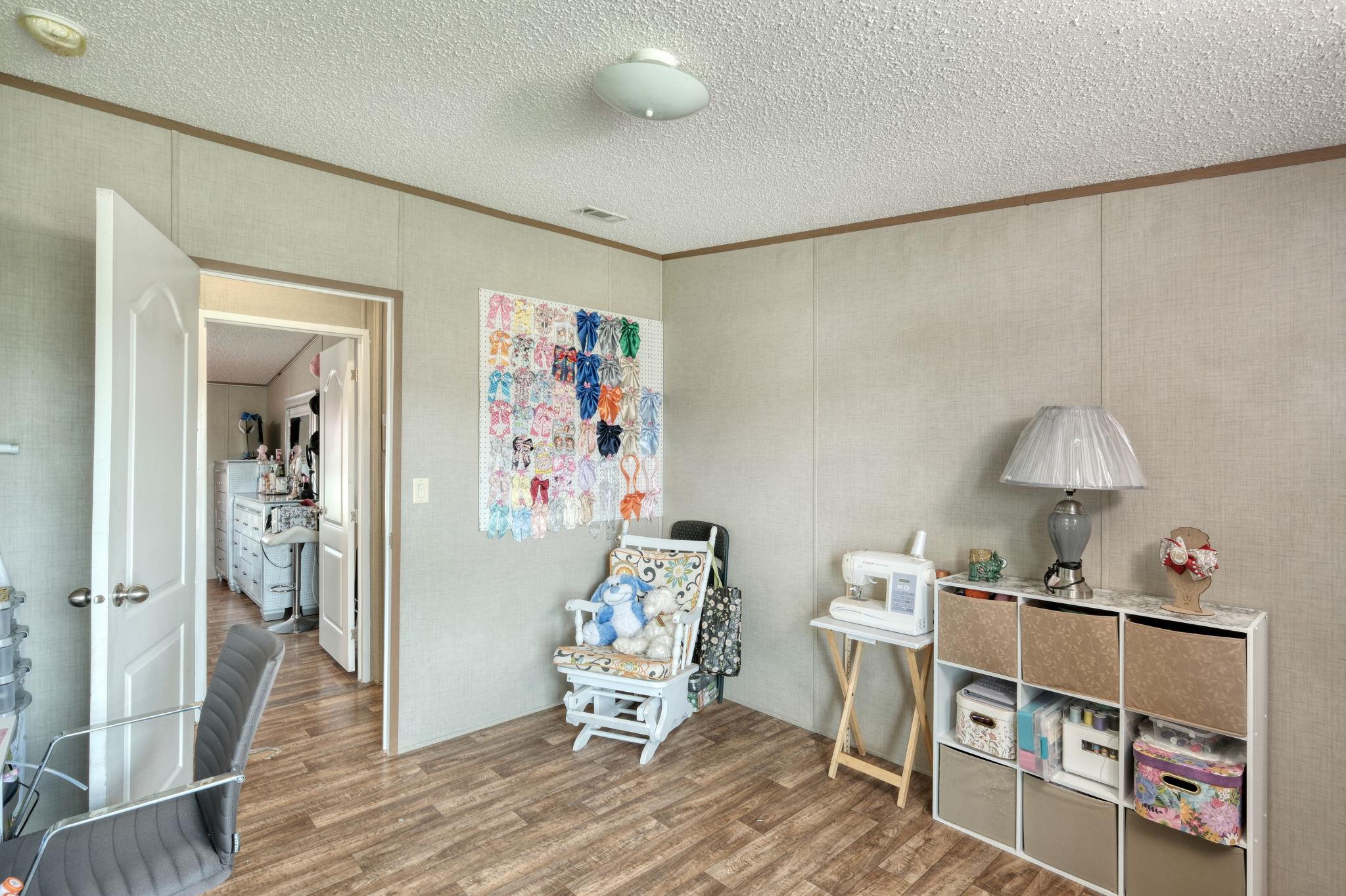 181 Pasadera Dr, Elgin, TX 78621