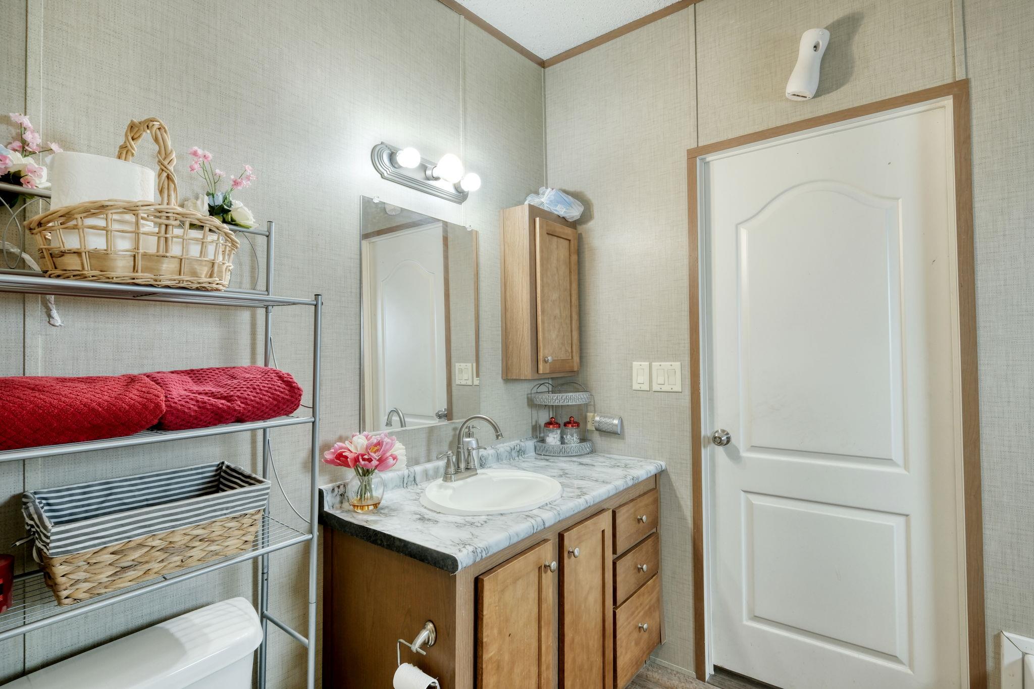 181 Pasadera Dr, Elgin, TX 78621