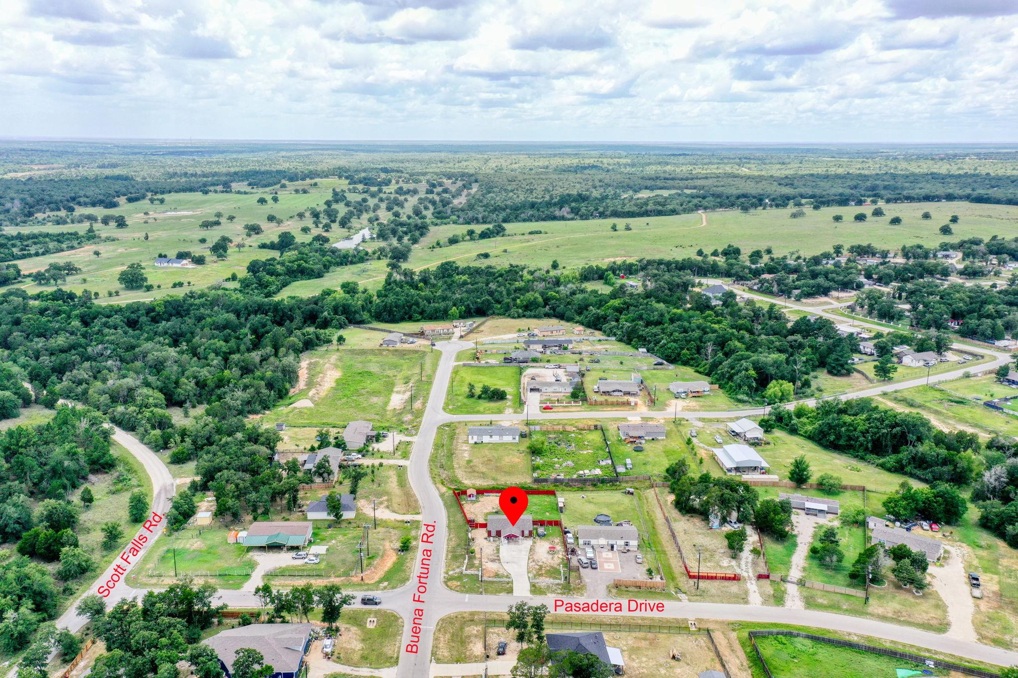 181 Pasadera Dr, Elgin, TX 78621