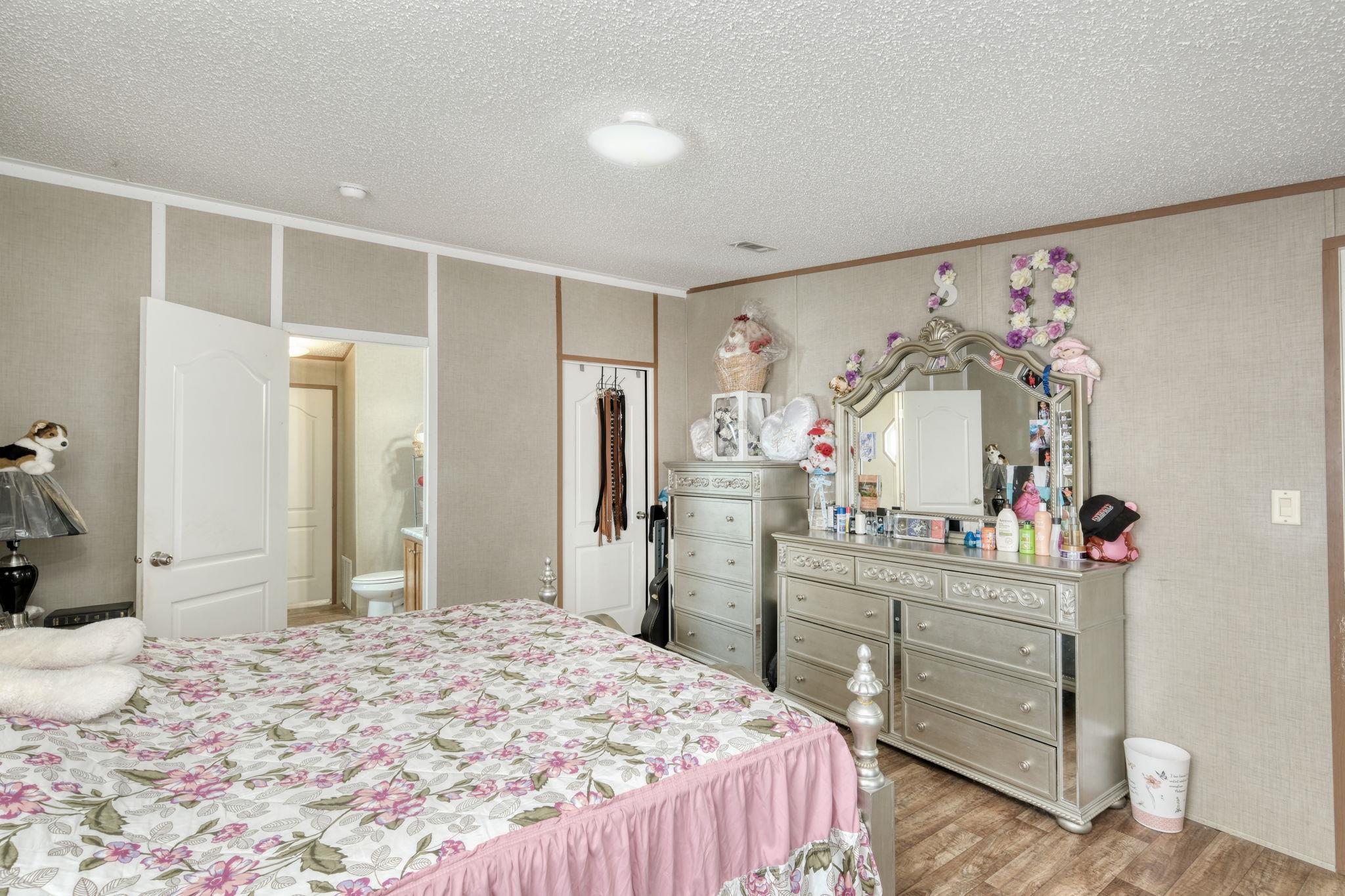 181 Pasadera Dr, Elgin, TX 78621