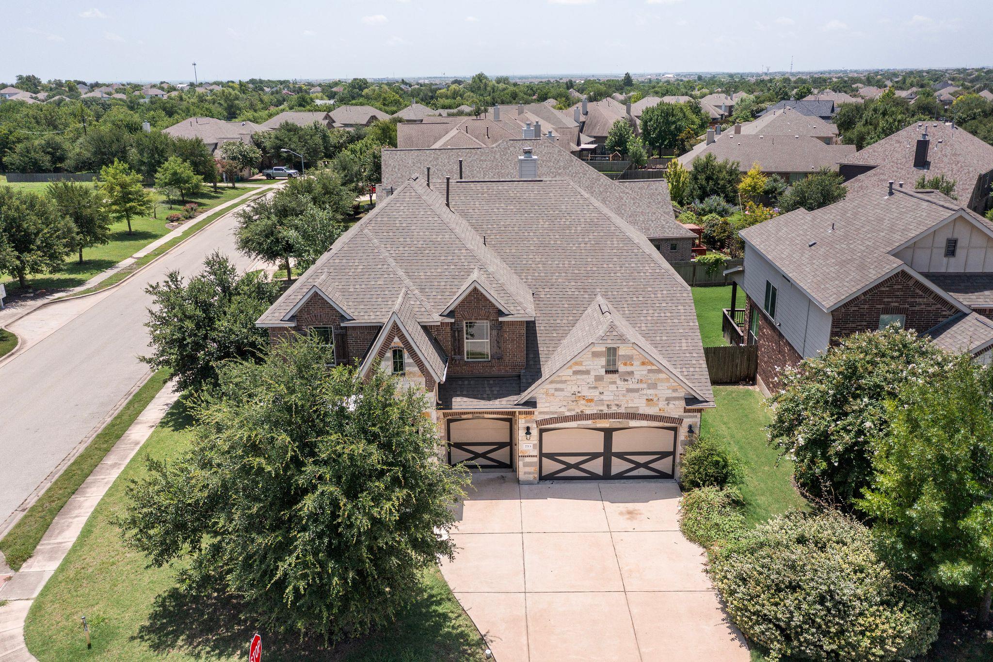 2713 Windy Vane Dr, Pflugerville, TX 78660