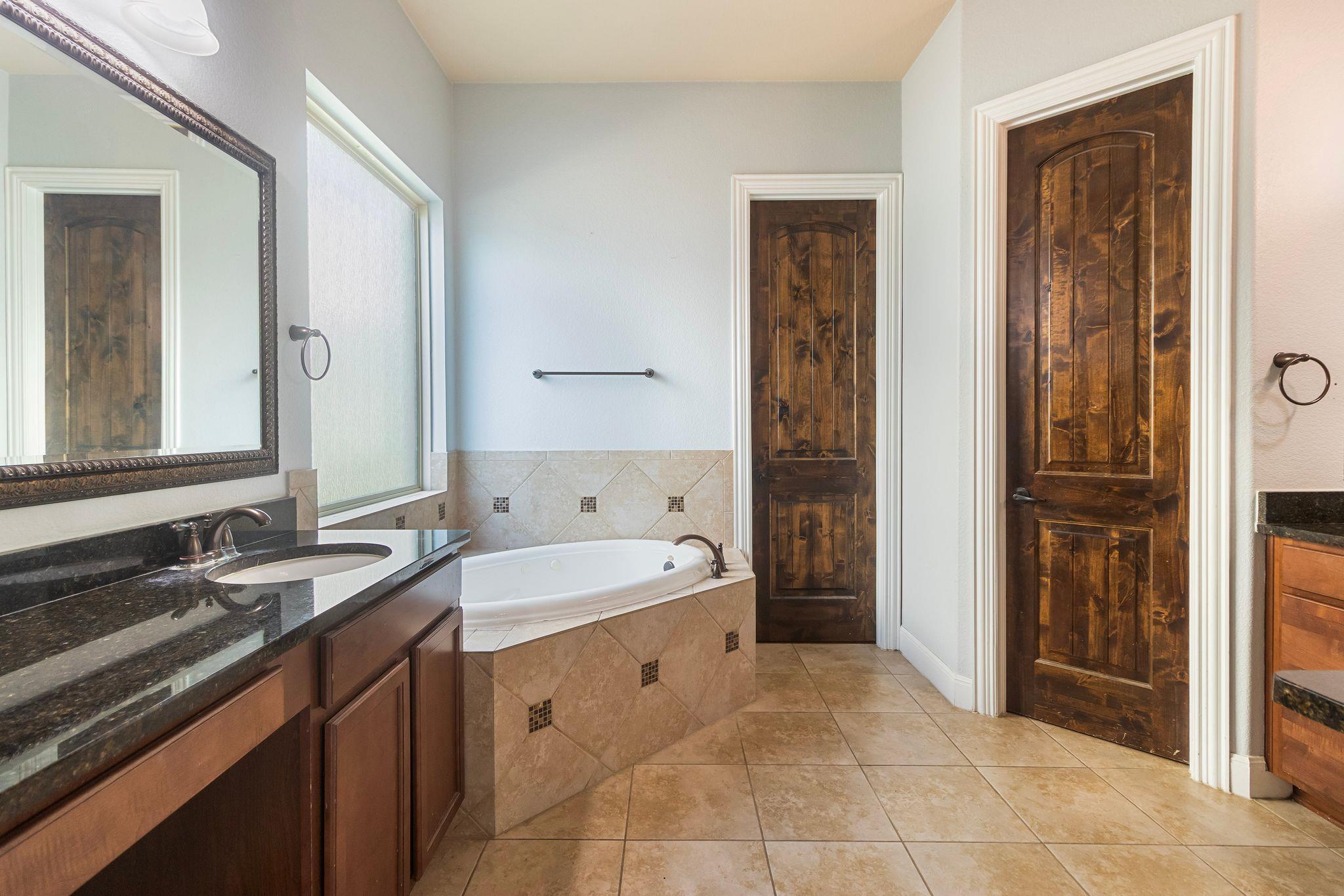 2713 Windy Vane Dr, Pflugerville, TX 78660