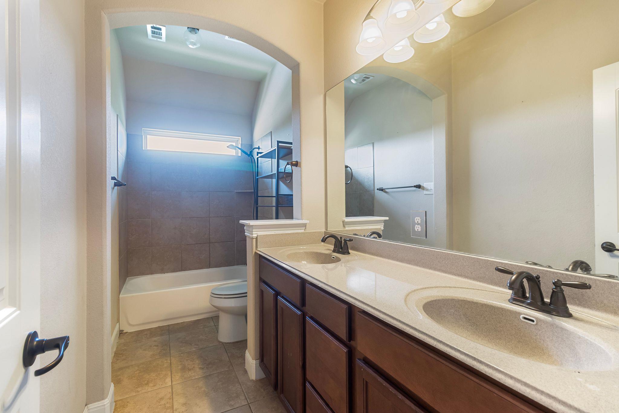 2713 Windy Vane Dr, Pflugerville, TX 78660