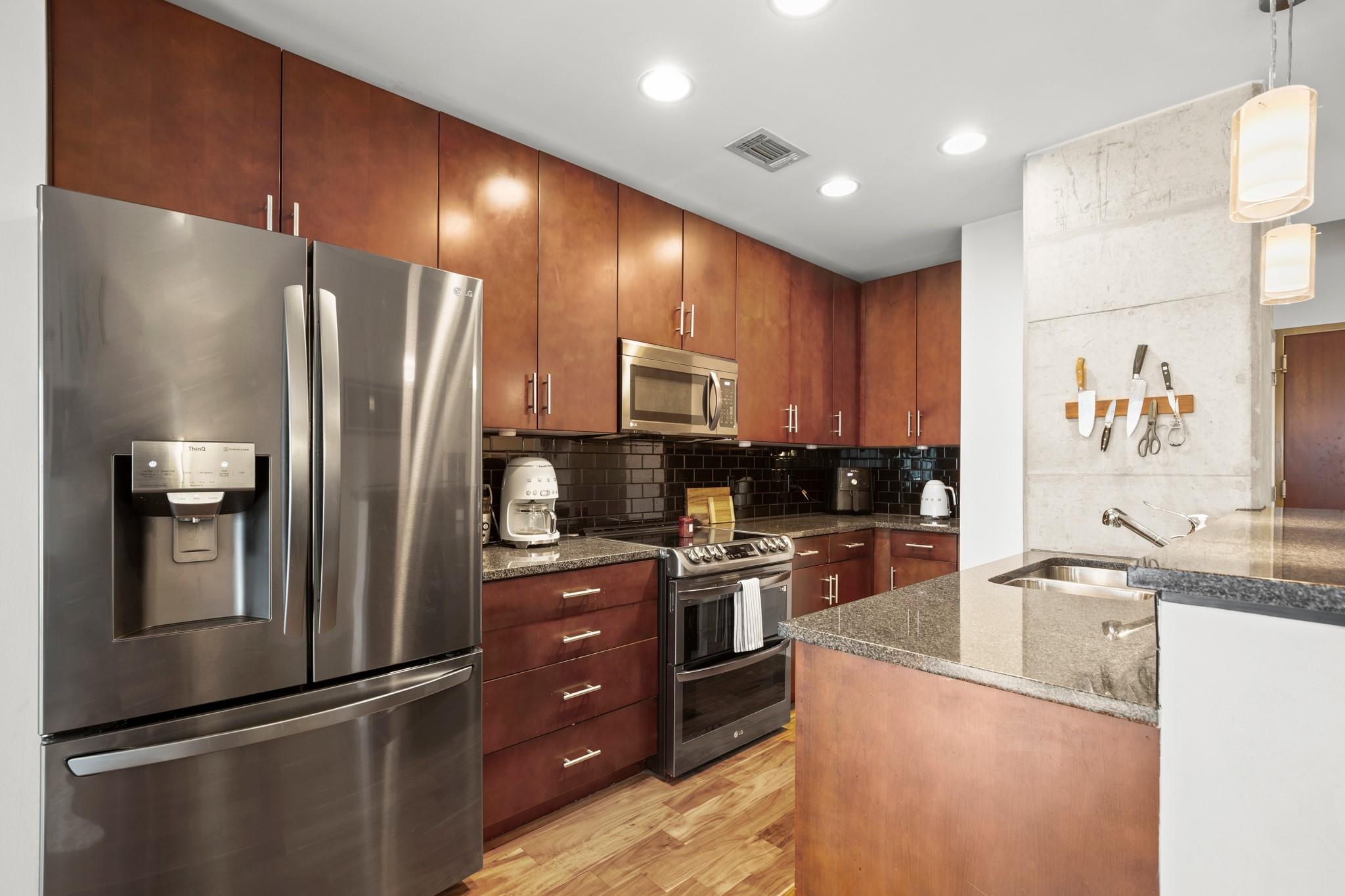 360 Nueces St # 1306, Austin, TX 78701