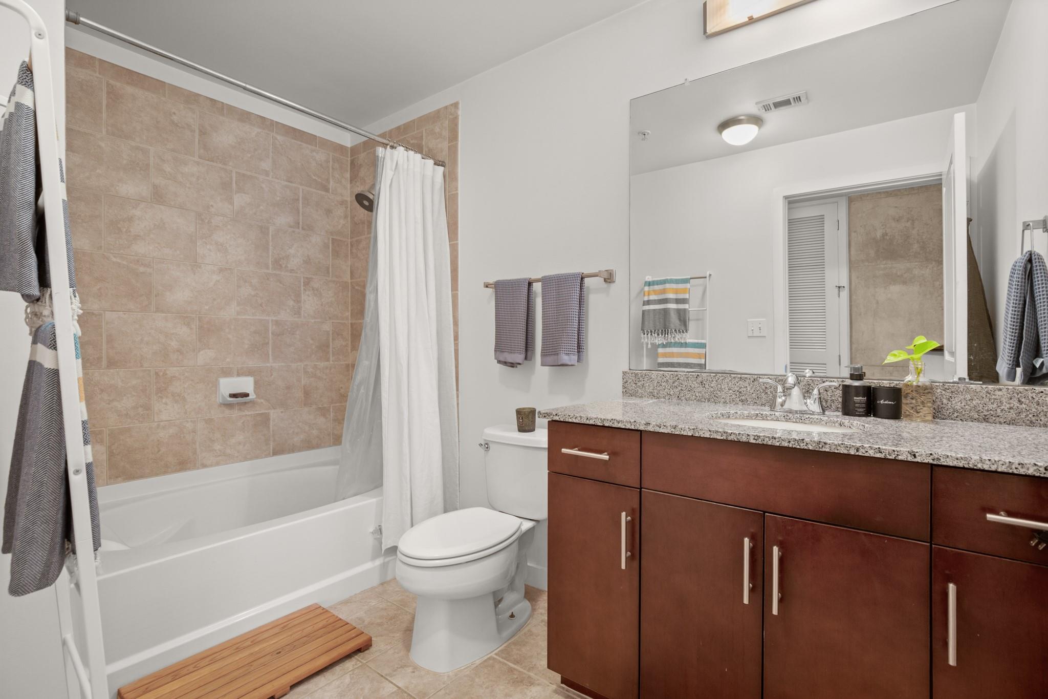 360 Nueces St # 1306, Austin, TX 78701