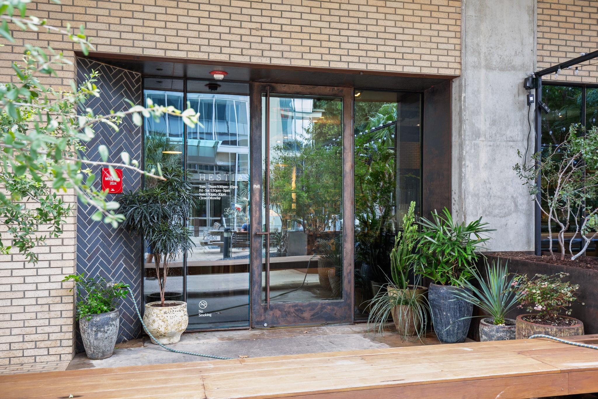 360 Nueces St # 1306, Austin, TX 78701