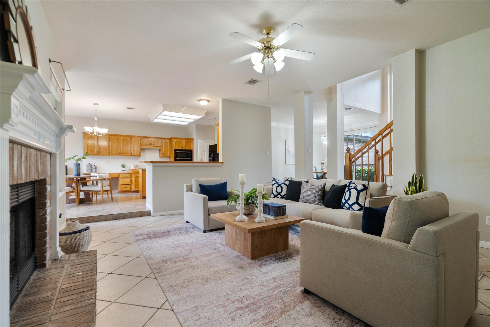 11720 Hobbiton Trl, Austin, TX 78739