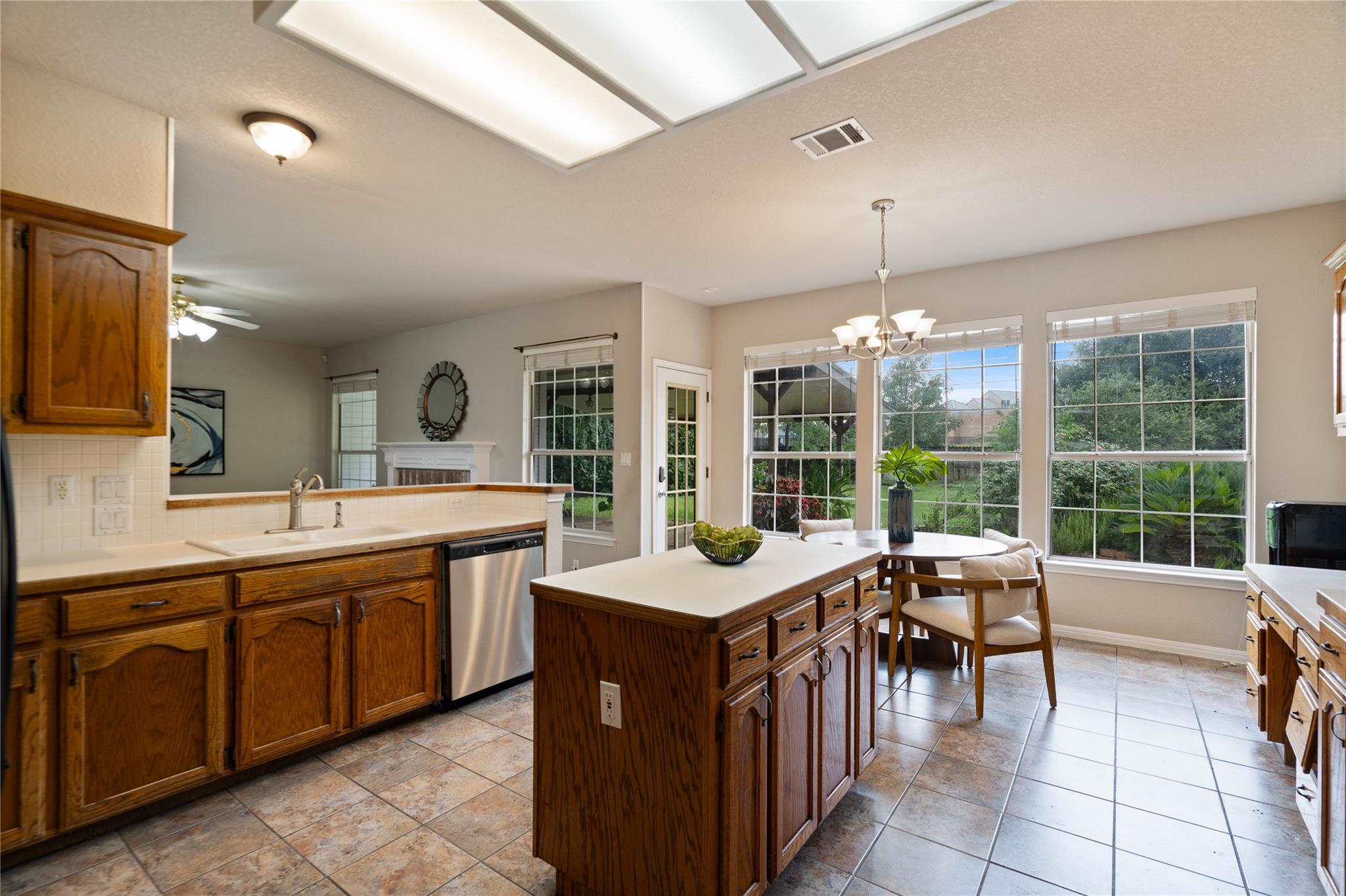 11720 Hobbiton Trl, Austin, TX 78739