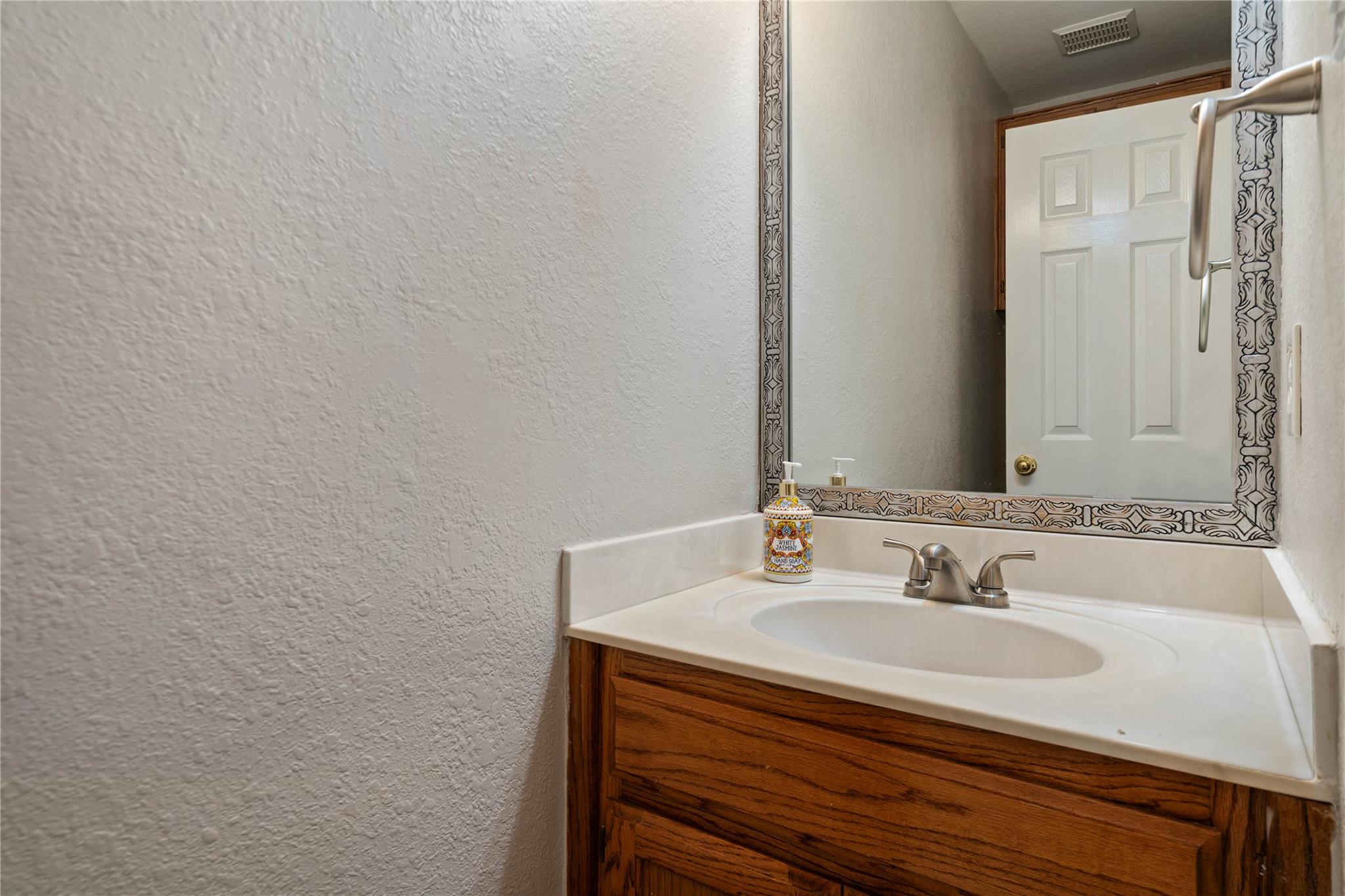 11720 Hobbiton Trl, Austin, TX 78739