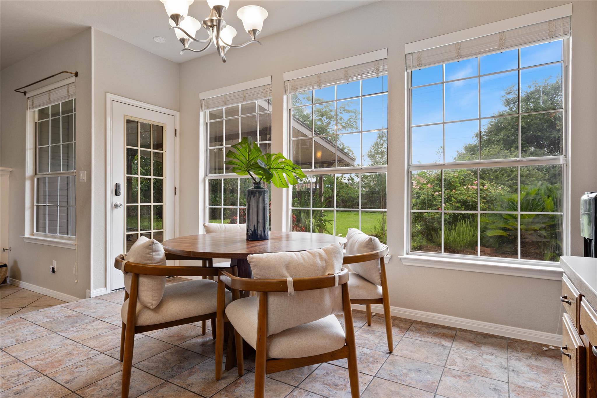 11720 Hobbiton Trl, Austin, TX 78739