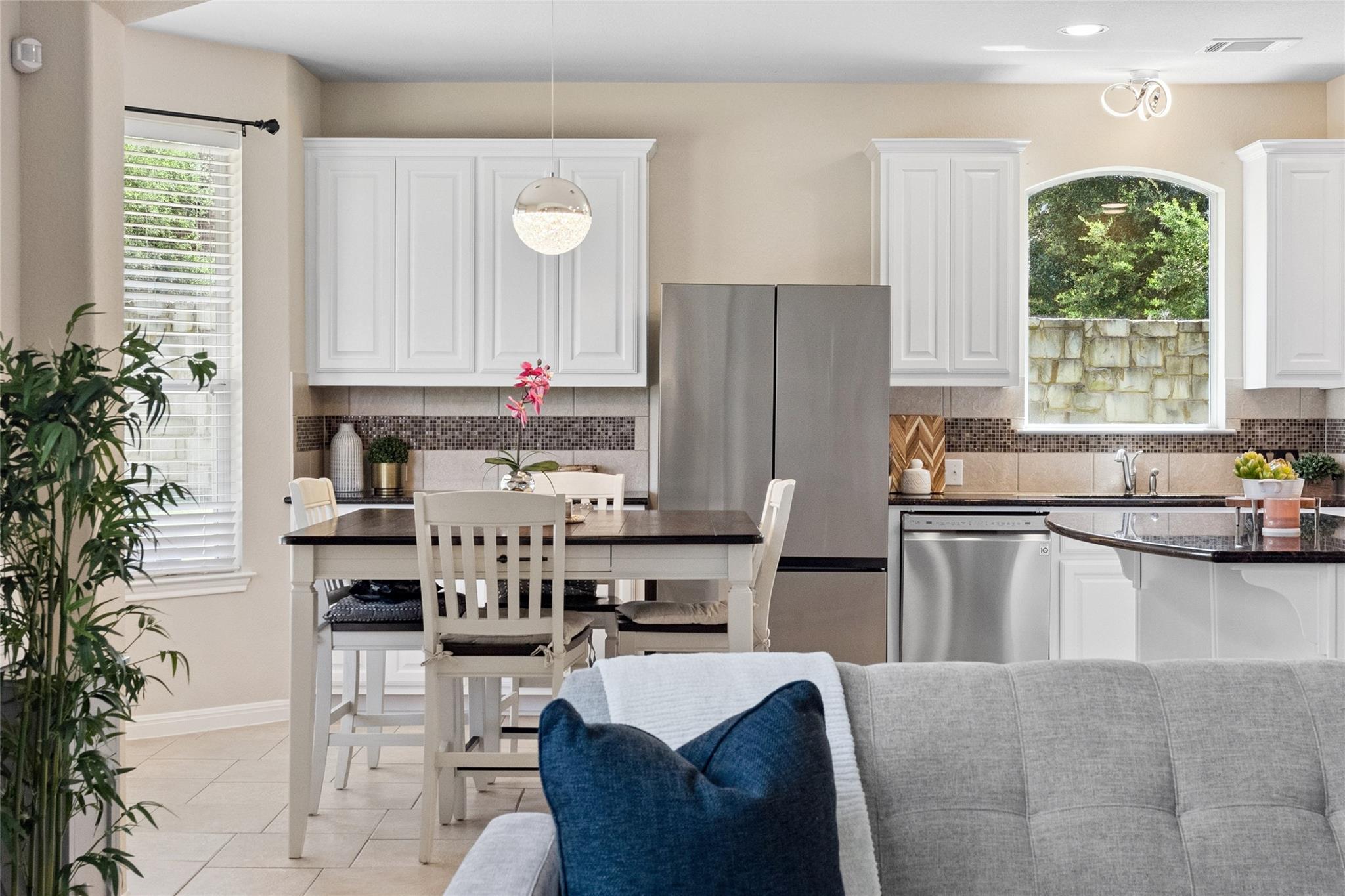 114 Briarpatch Ct, Austin, TX 78737