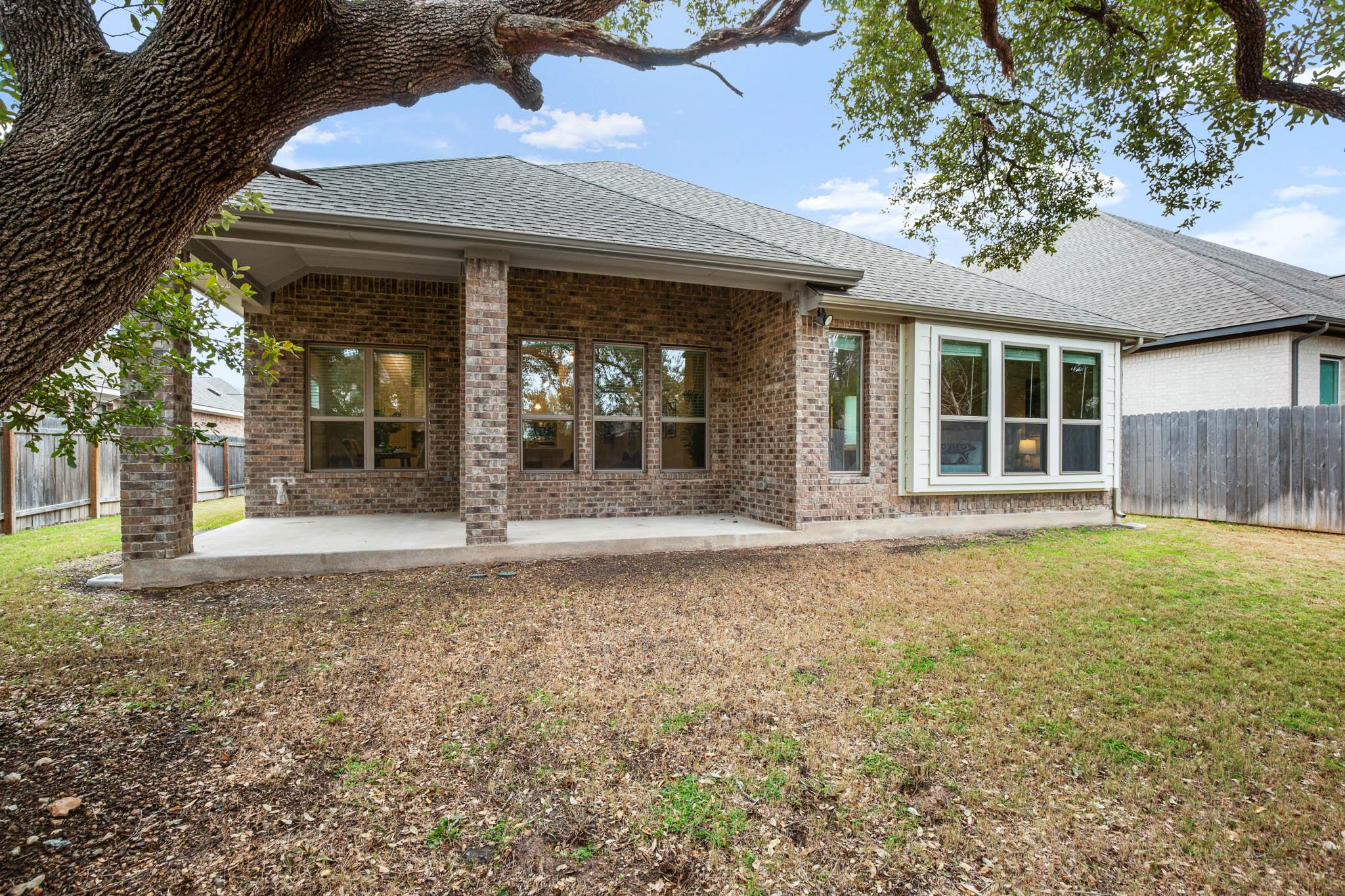 1921 Sauterne Dr, Leander, TX 78641