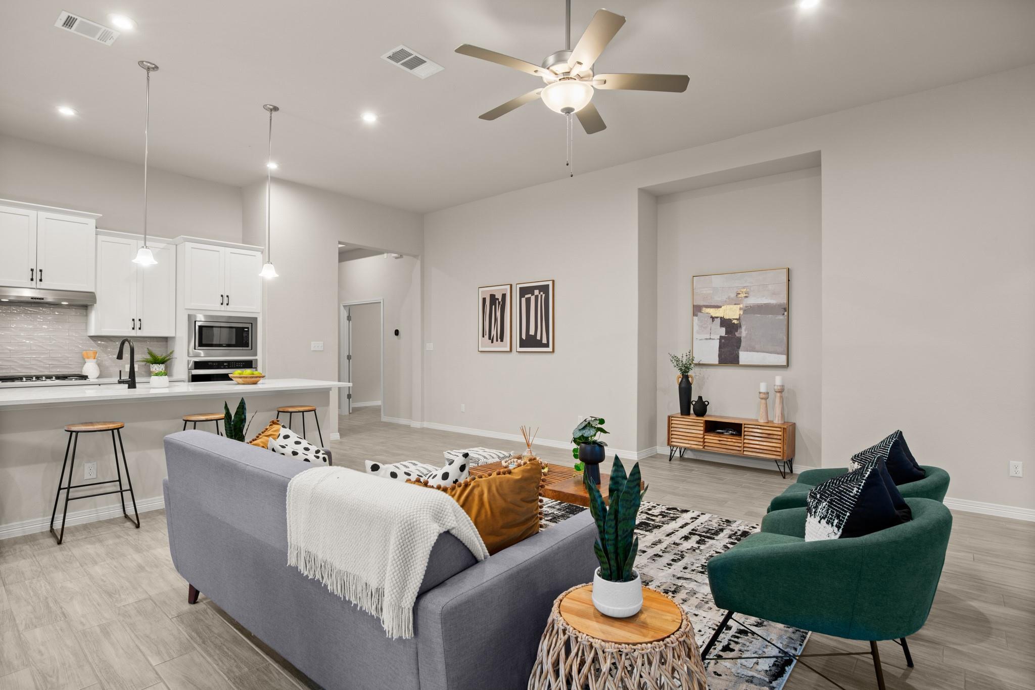 1921 Sauterne Dr, Leander, TX 78641