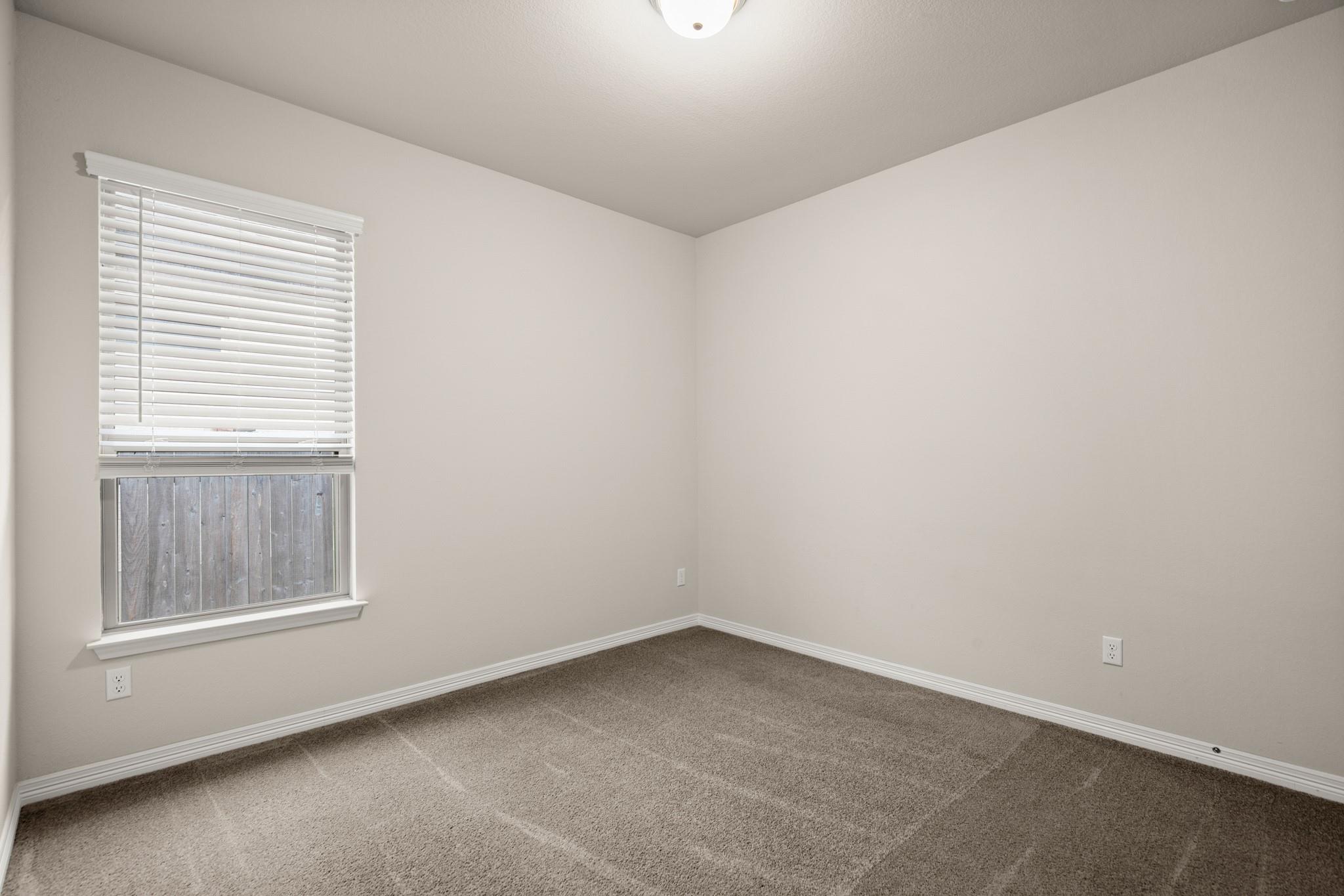 1921 Sauterne Dr, Leander, TX 78641