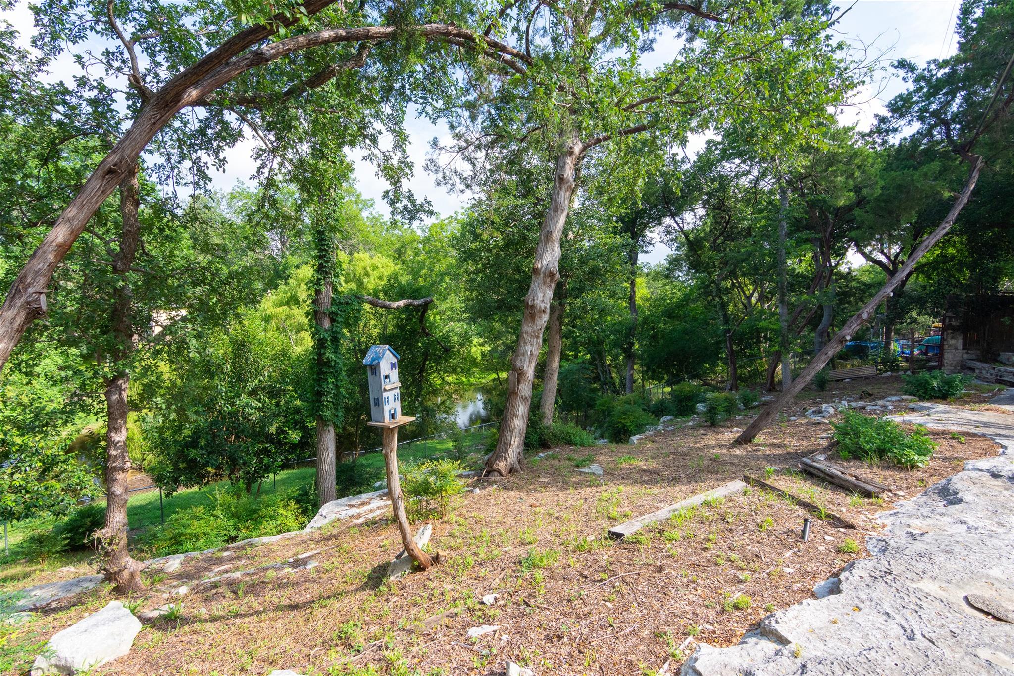 1904 Creekview Dr, Round Rock, TX 78681