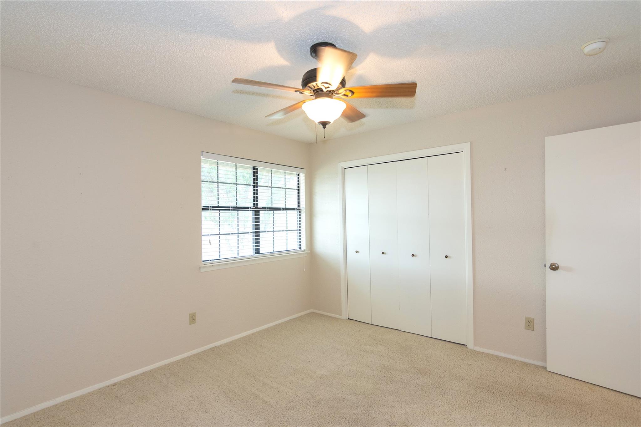 1904 Creekview Dr, Round Rock, TX 78681