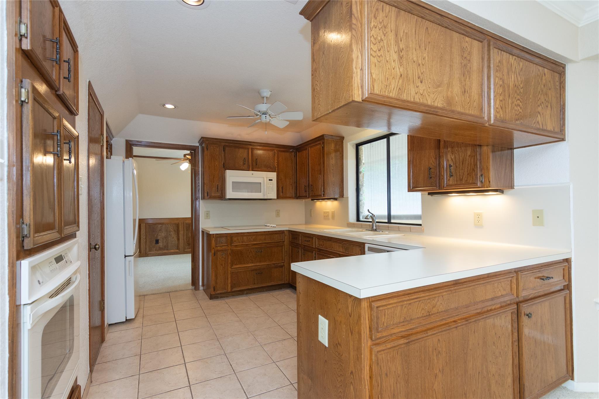 1904 Creekview Dr, Round Rock, TX 78681