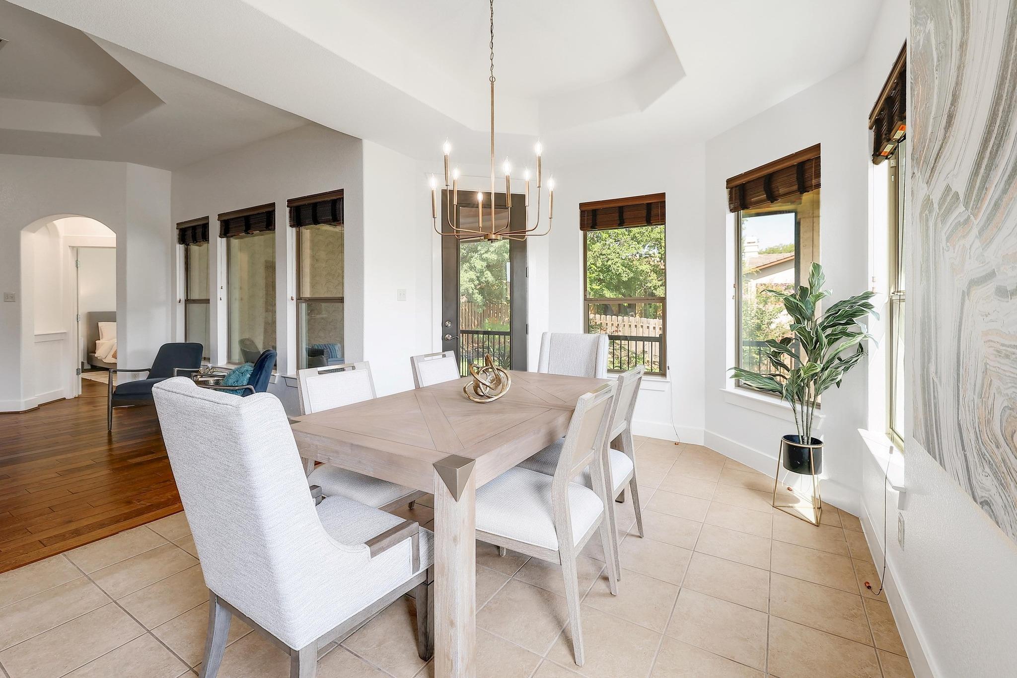 102 Rivulet Ln, Austin, TX 78738