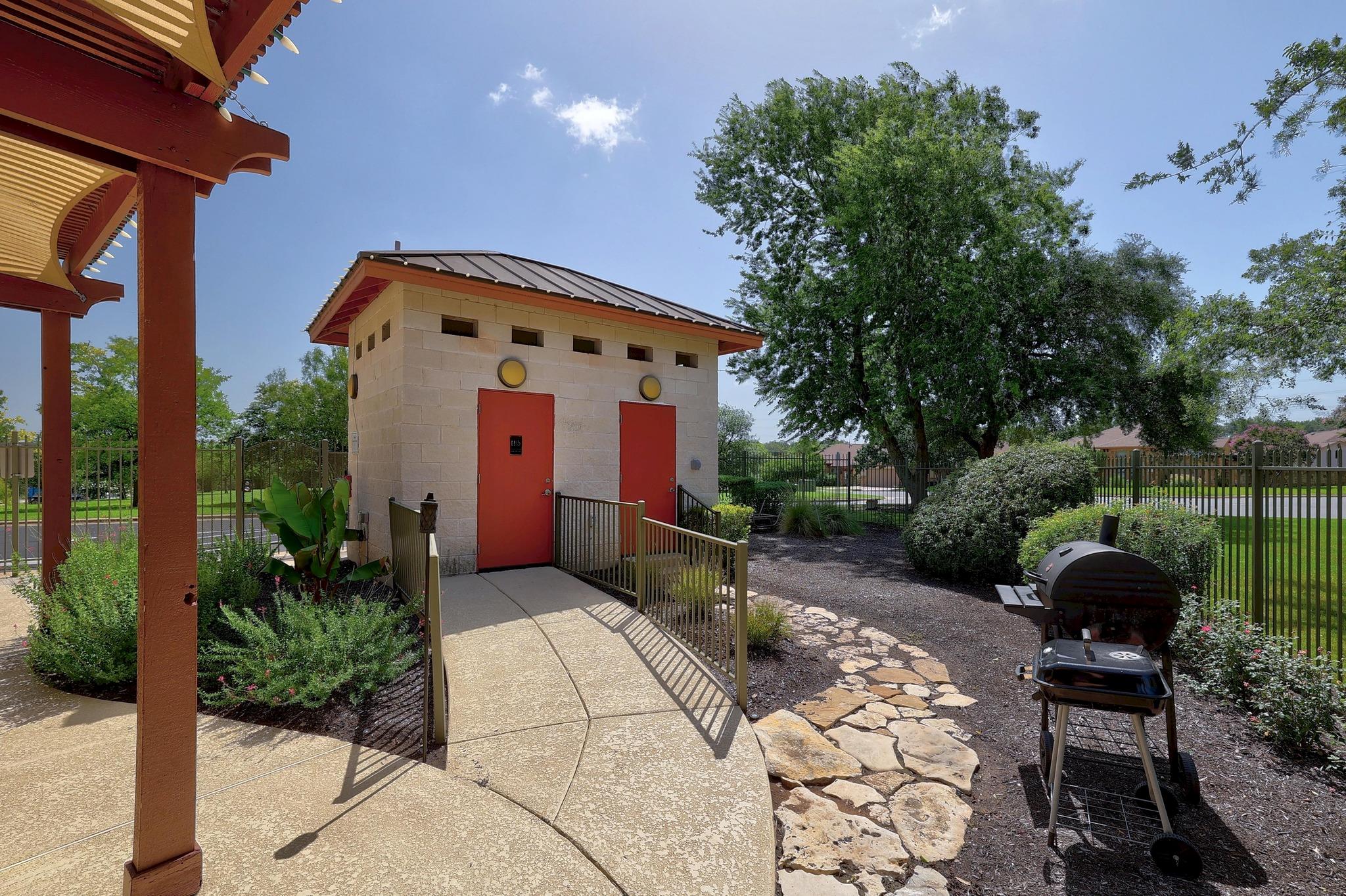 102 Rivulet Ln, Austin, TX 78738