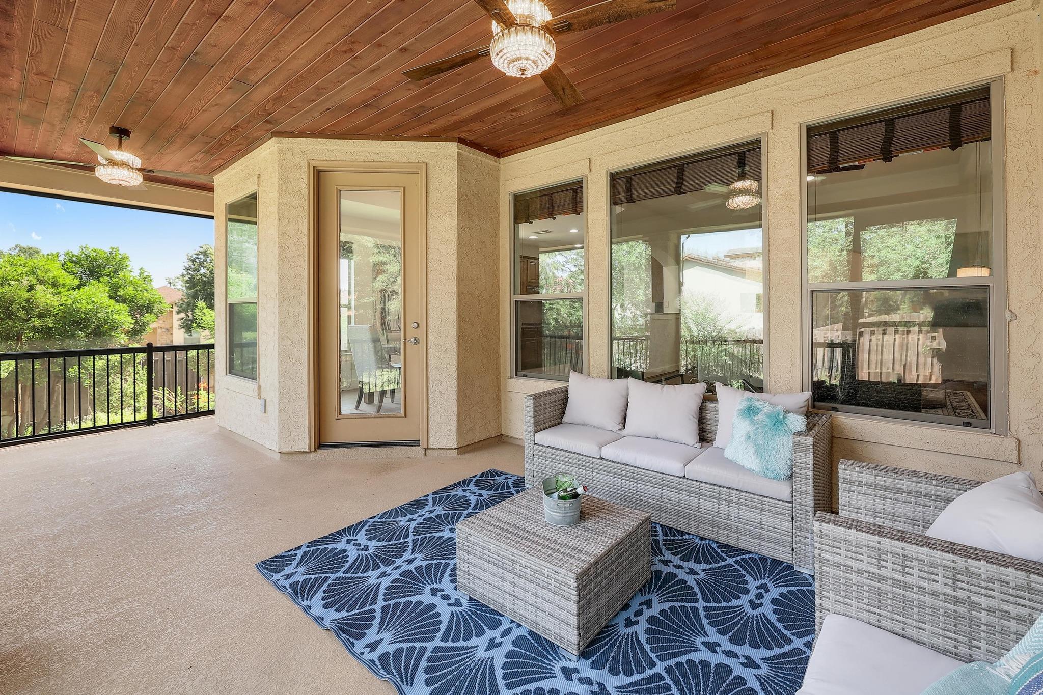 102 Rivulet Ln, Austin, TX 78738