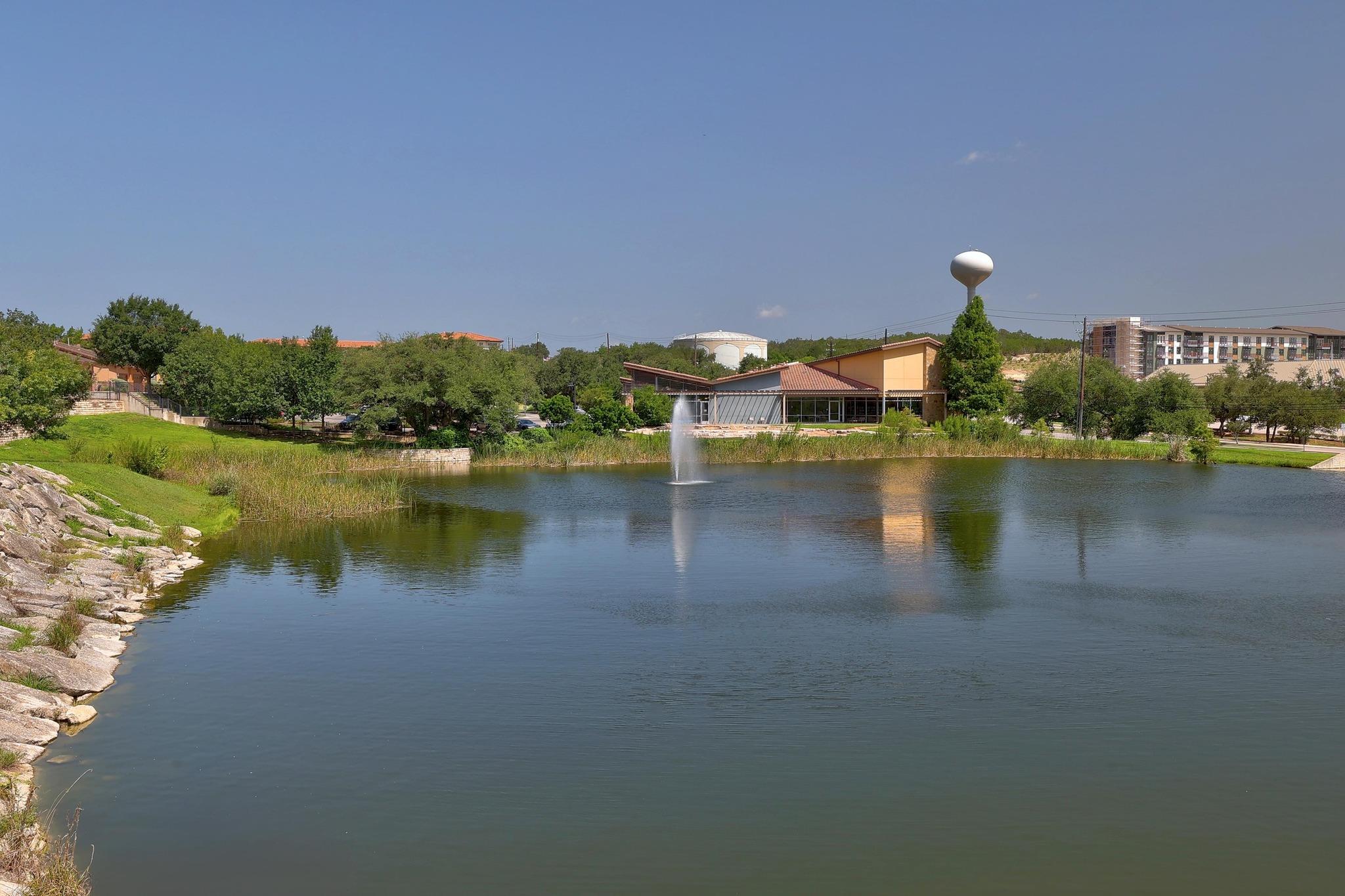 102 Rivulet Ln, Austin, TX 78738