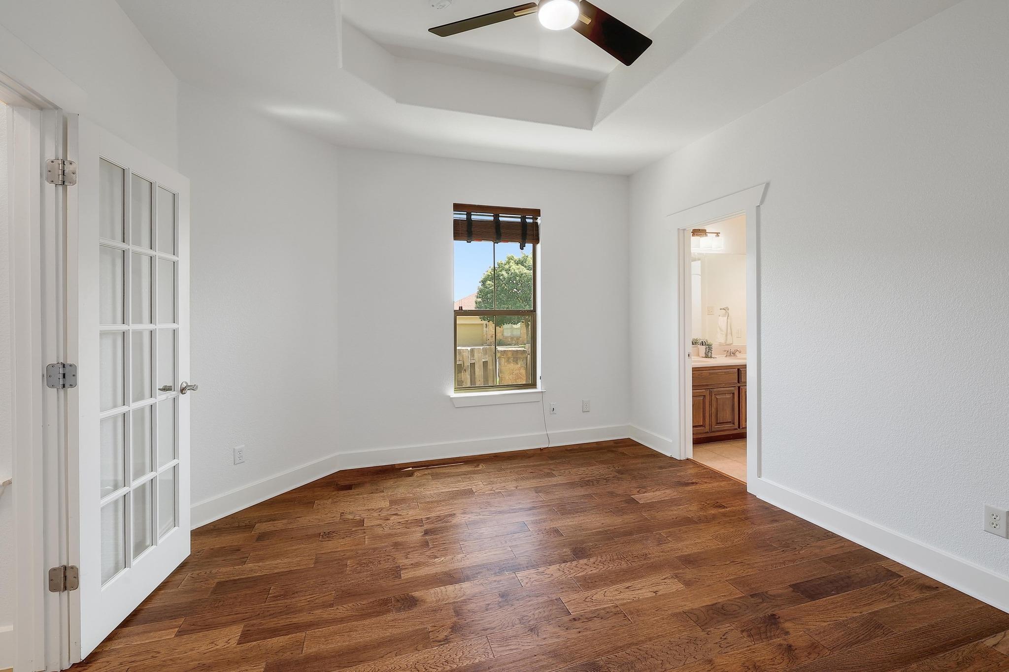 102 Rivulet Ln, Austin, TX 78738