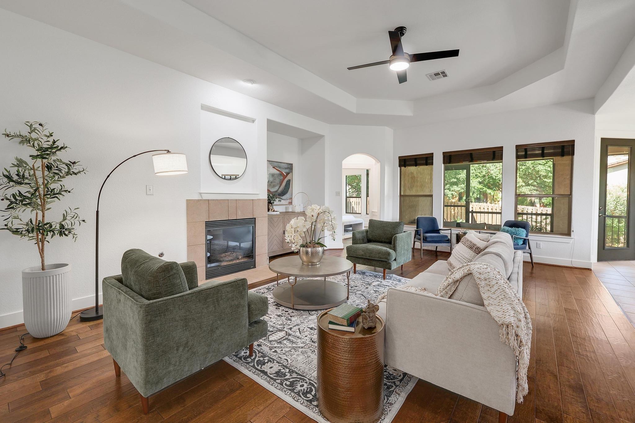 102 Rivulet Ln, Austin, TX 78738
