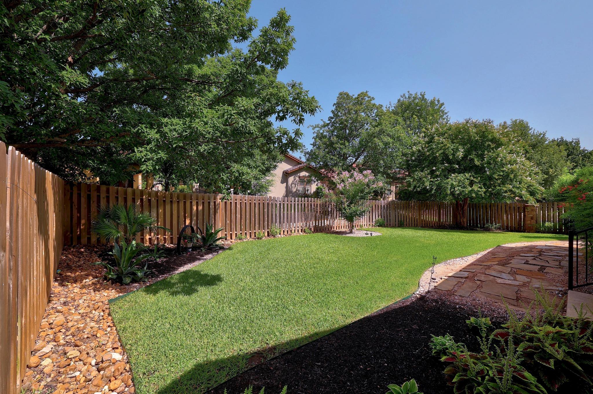 102 Rivulet Ln, Austin, TX 78738