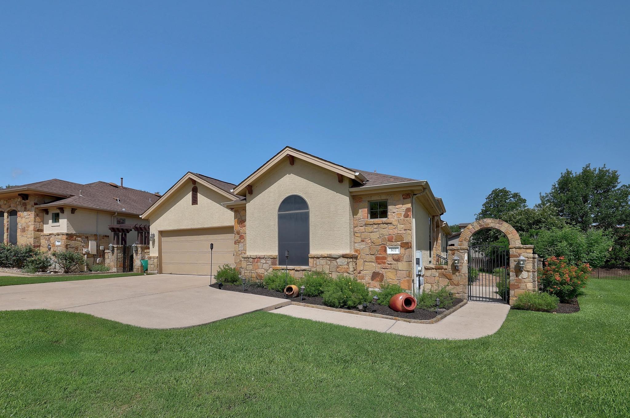 102 Rivulet Ln, Austin, TX 78738
