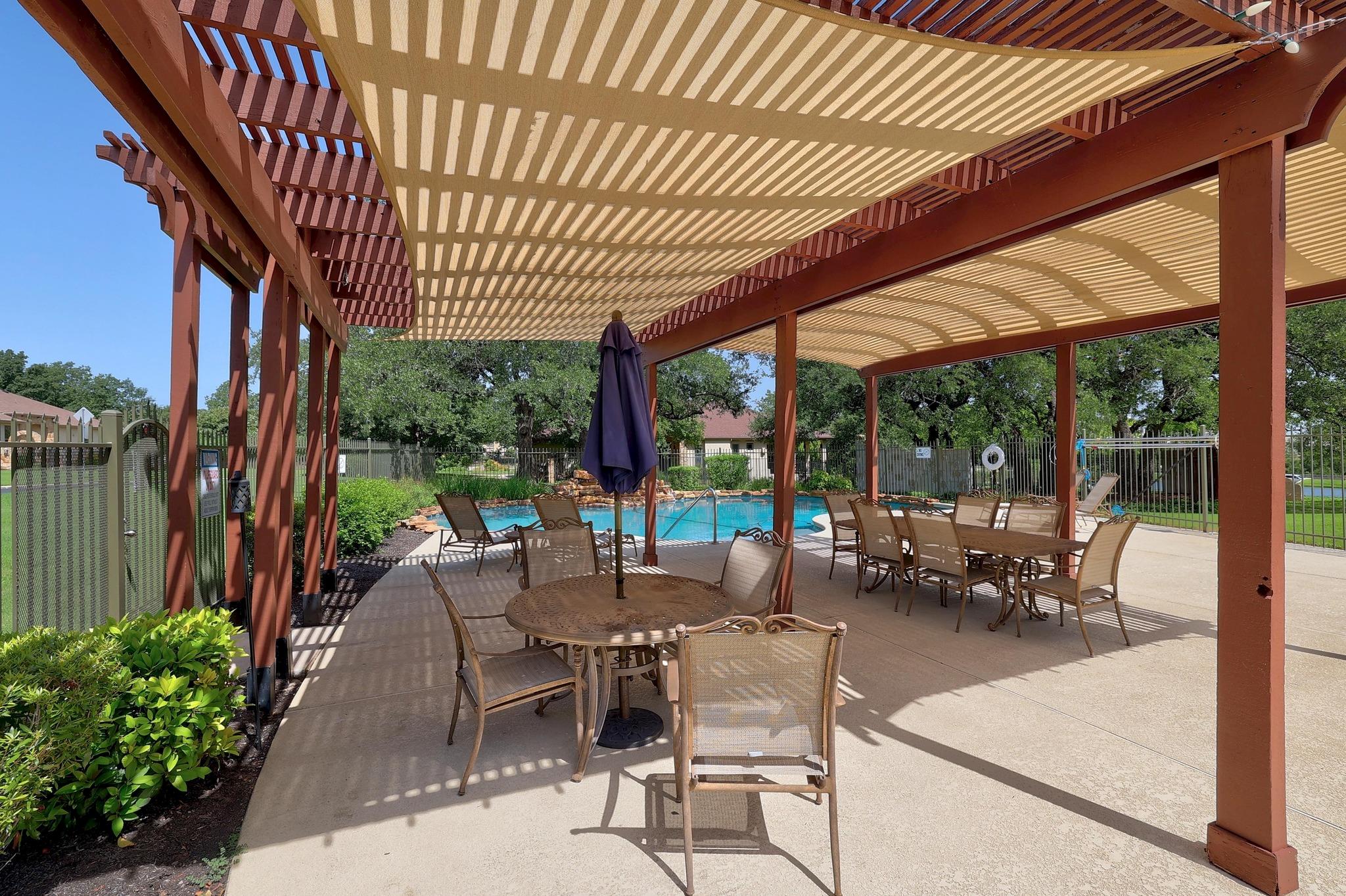 102 Rivulet Ln, Austin, TX 78738