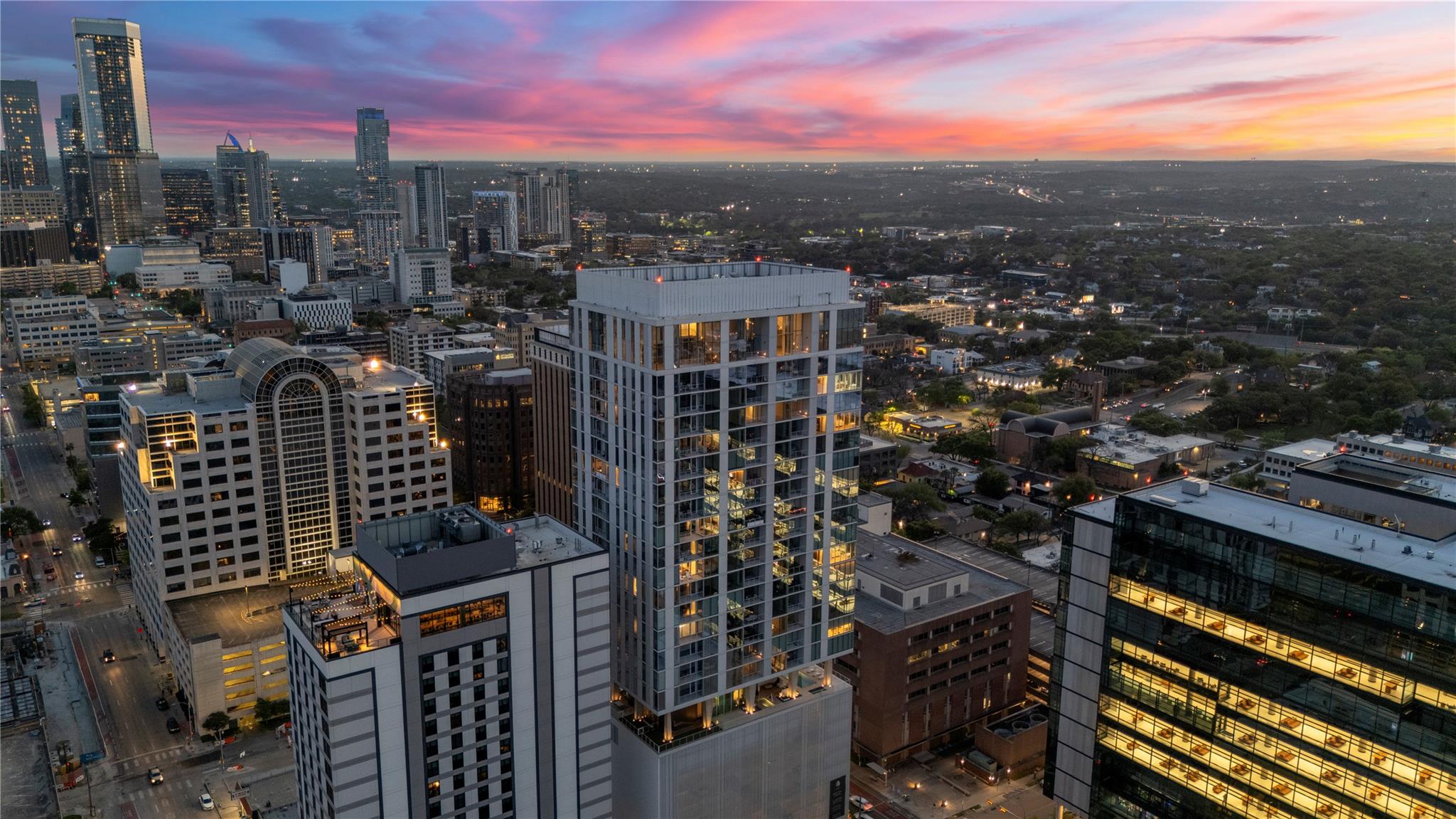 313 W 17th St # 1804, Austin, TX 78701