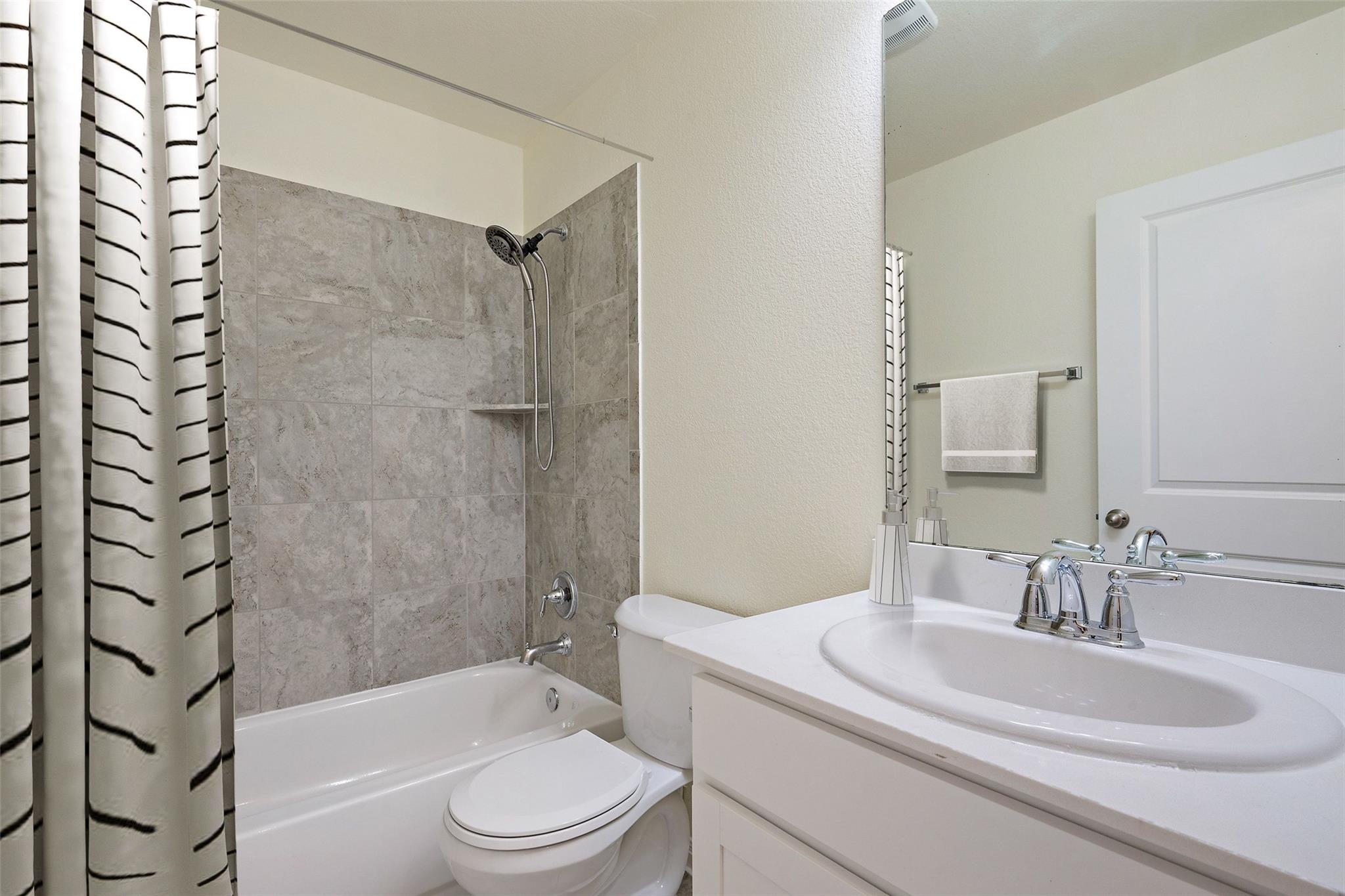 125 Evening Dusk Dr, Kyle, TX 78640