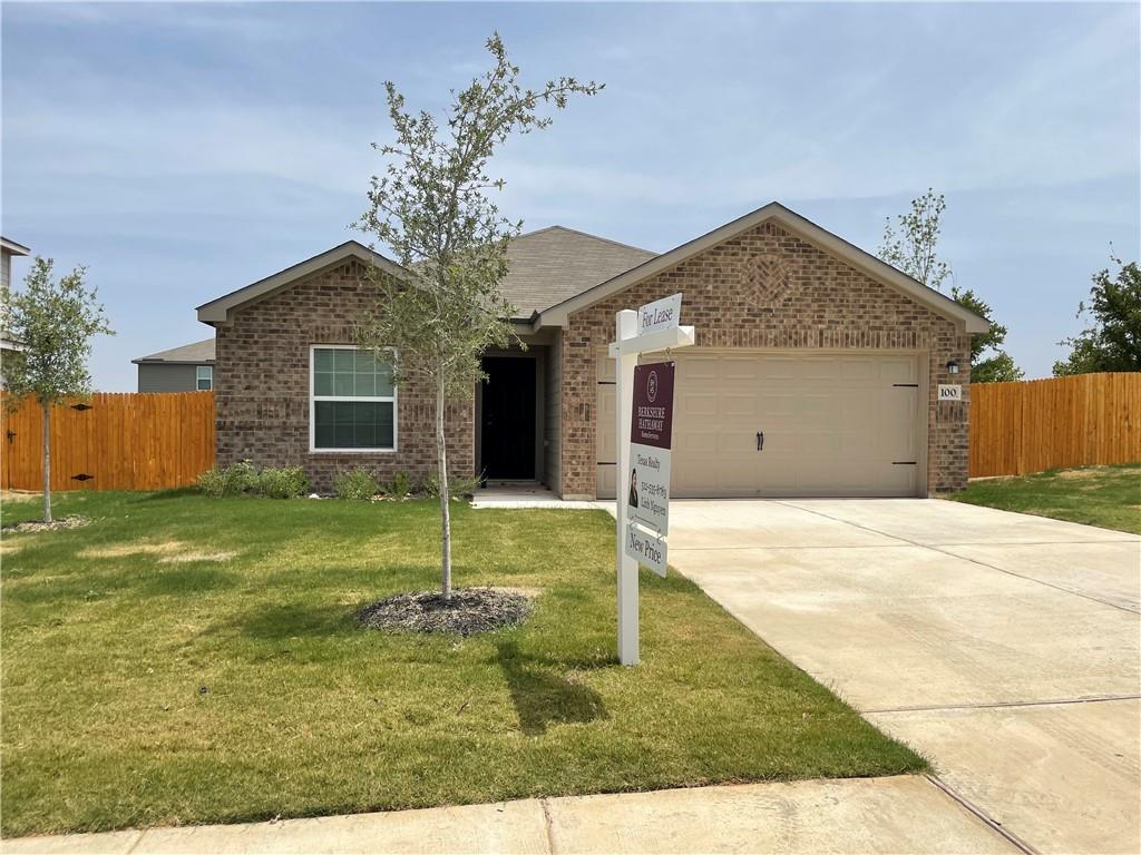100 Fairfax Ln, Jarrell, TX 76537