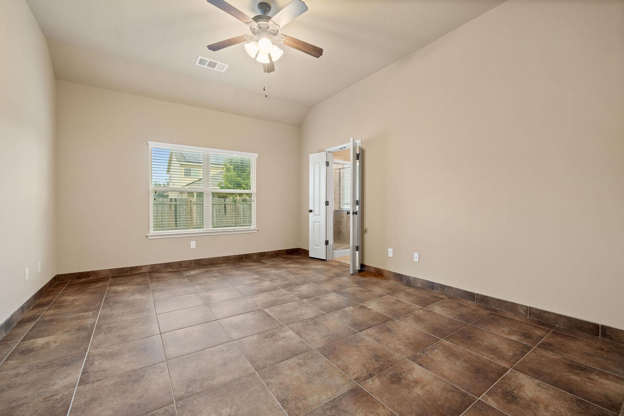 18712 Leigh Ln, Pflugerville, TX 78660