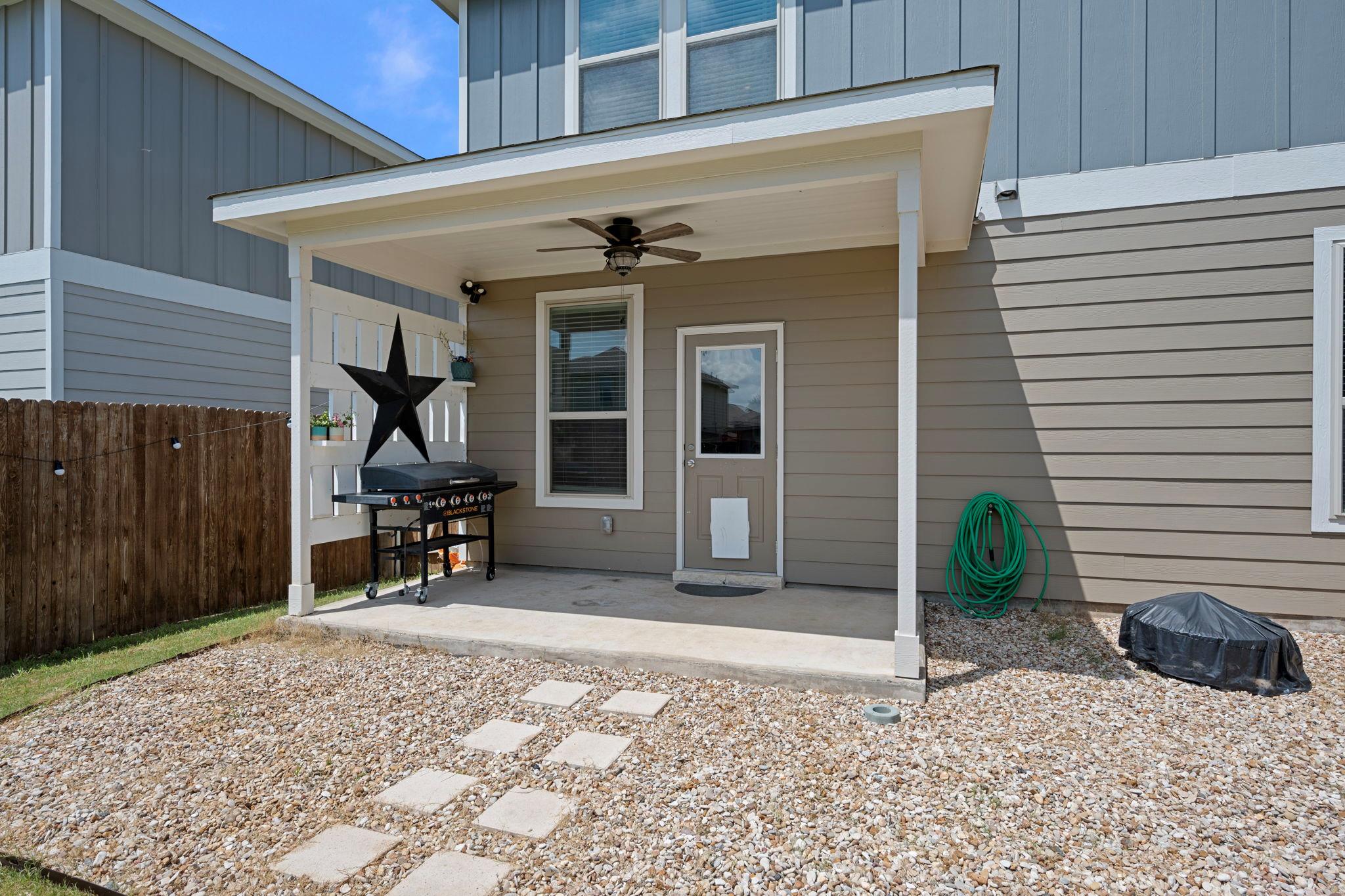 27 Pacific Loon St, Leander, TX 78641