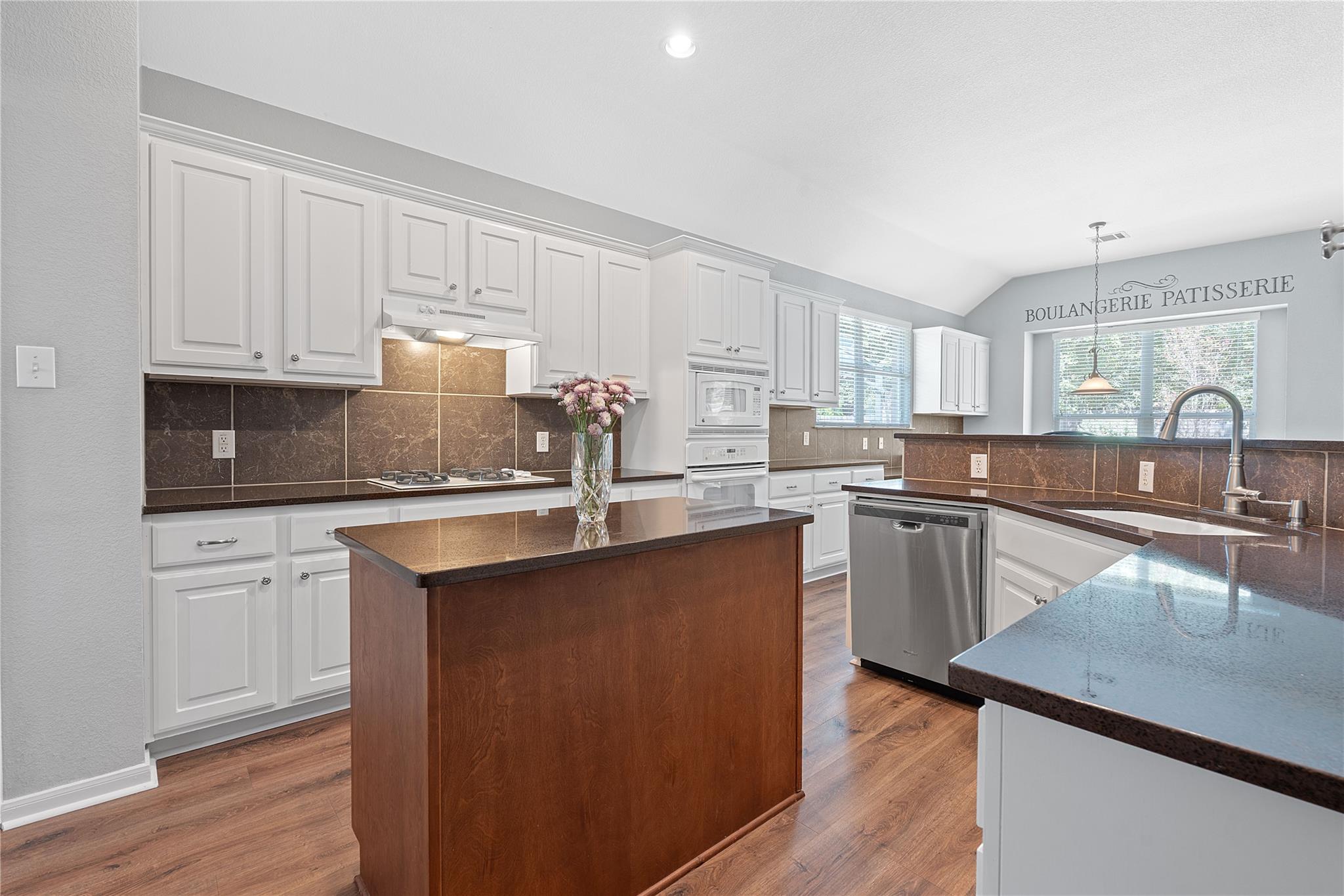 2204 Tattler Dr, Cedar Park, TX 78613