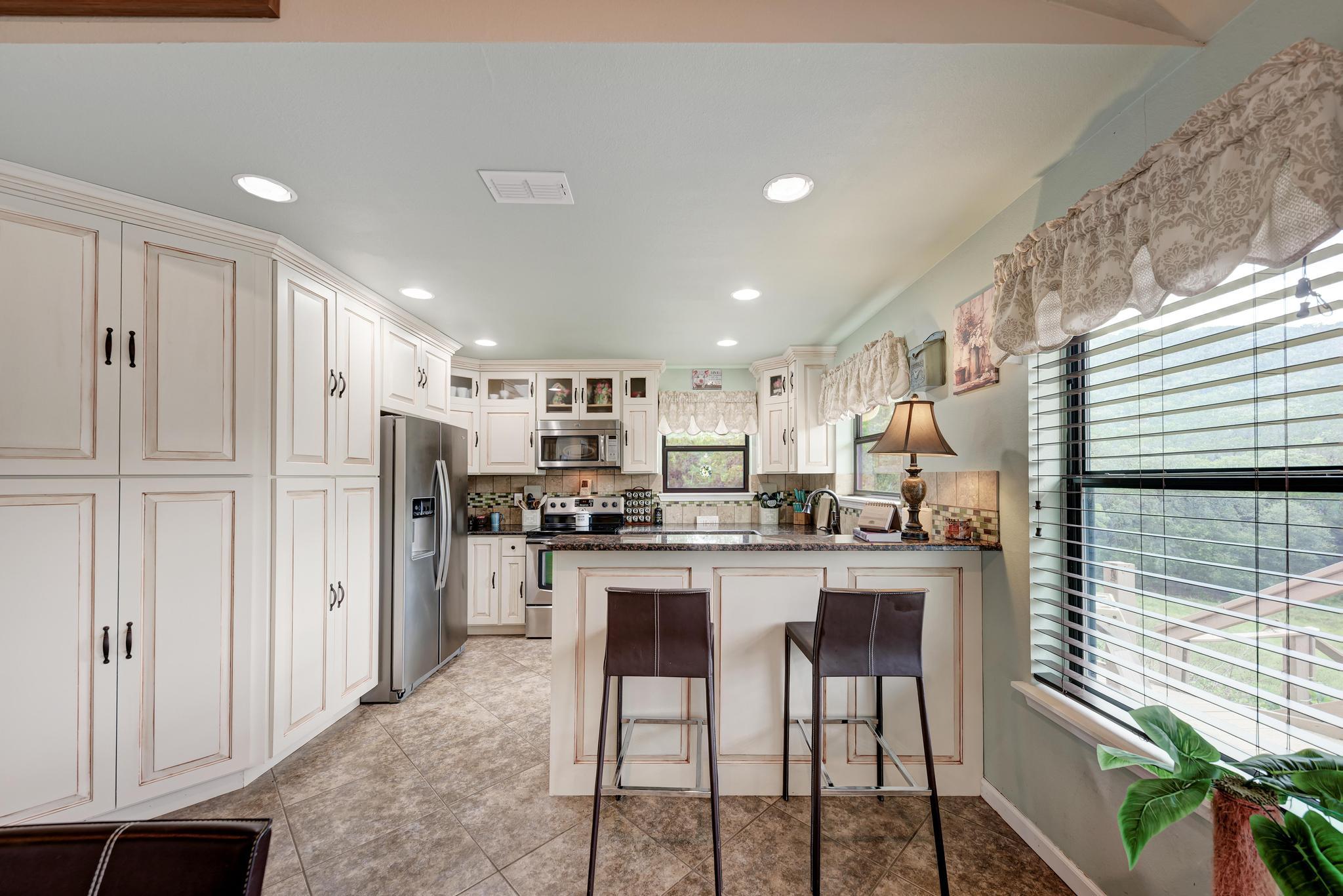 5093 Chimney Rock, Canyon Lake, TX 78133