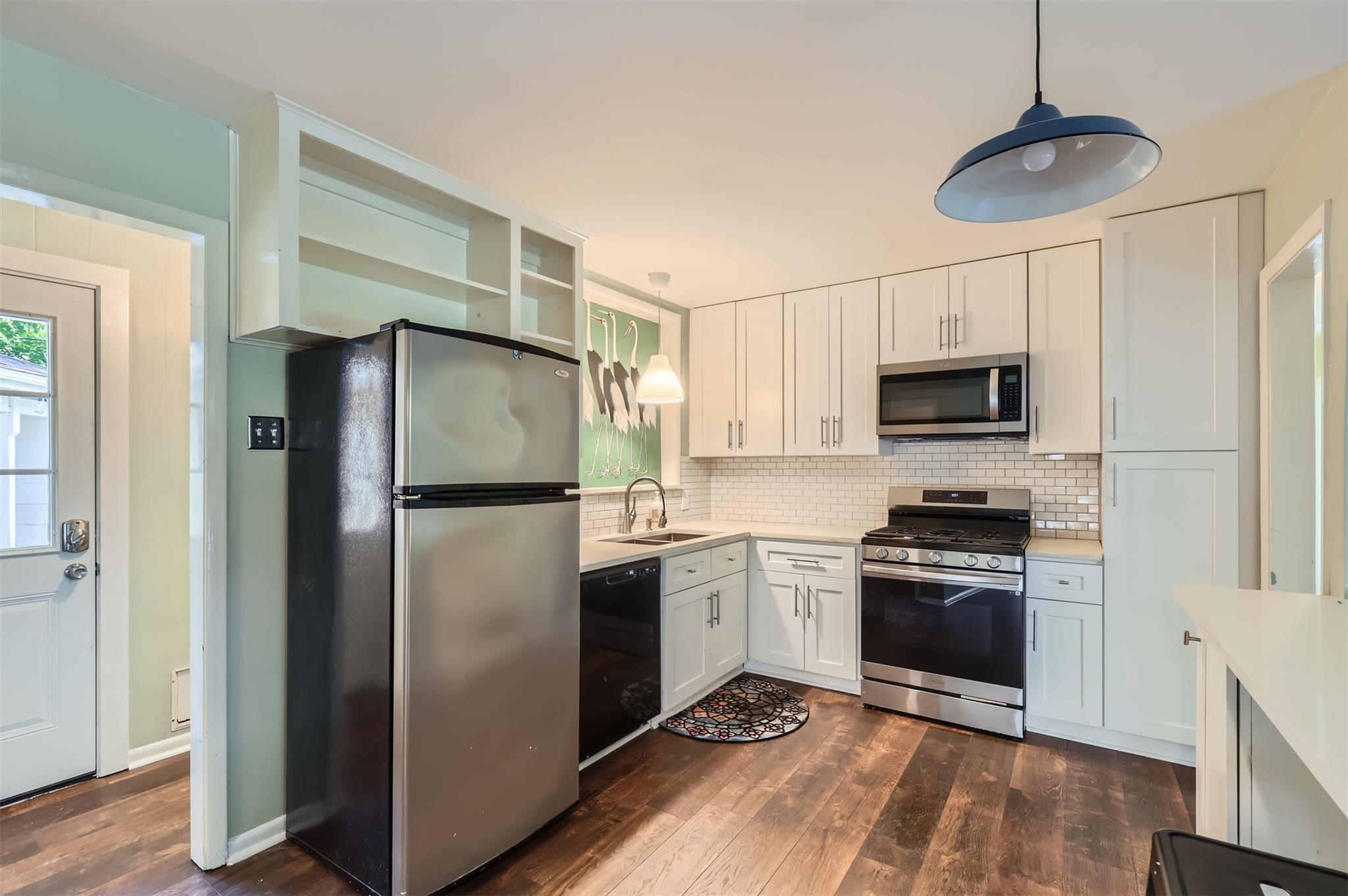 1610 Broadmoor Dr, Austin, TX 78723
