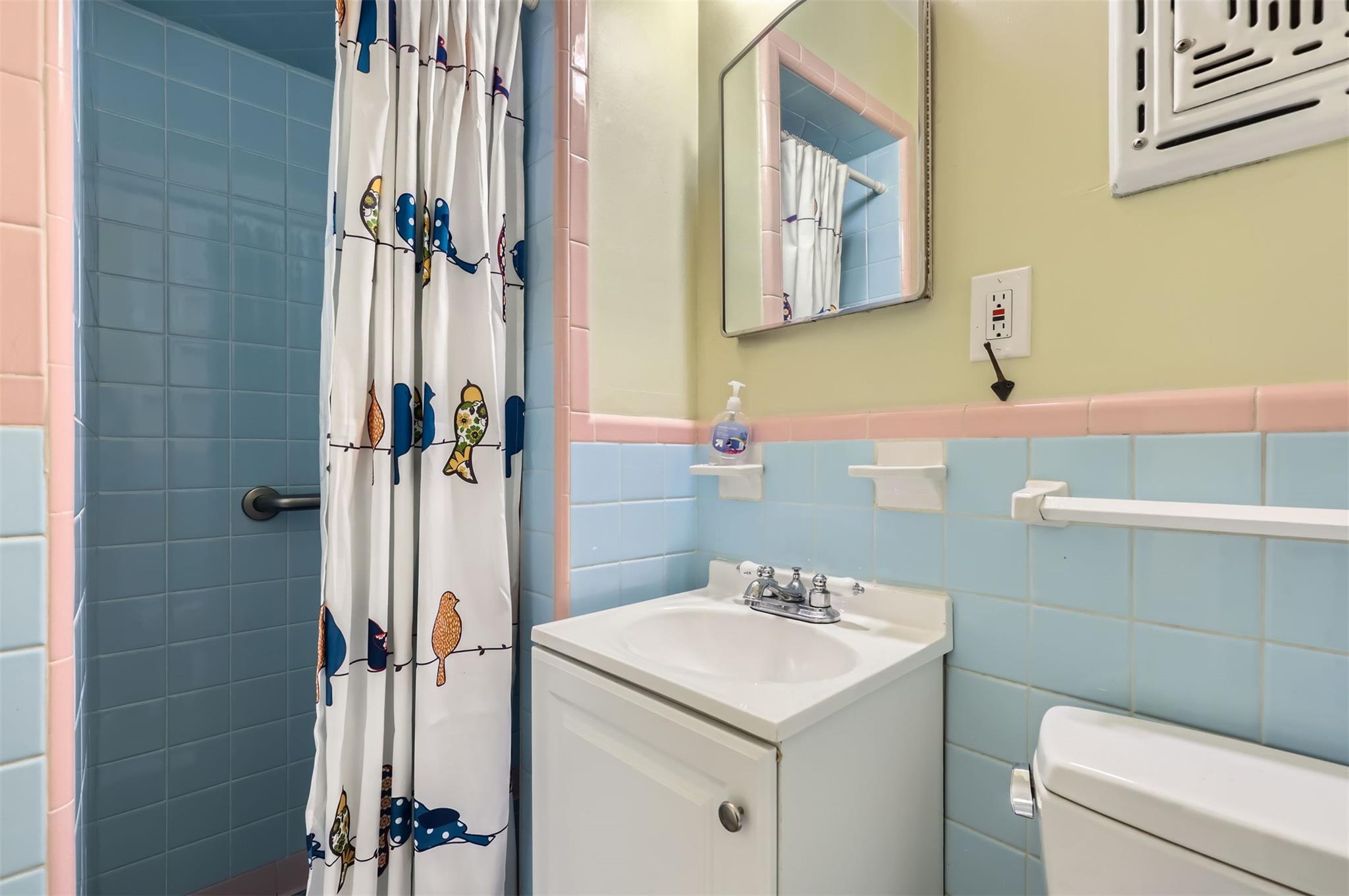 1610 Broadmoor Dr, Austin, TX 78723