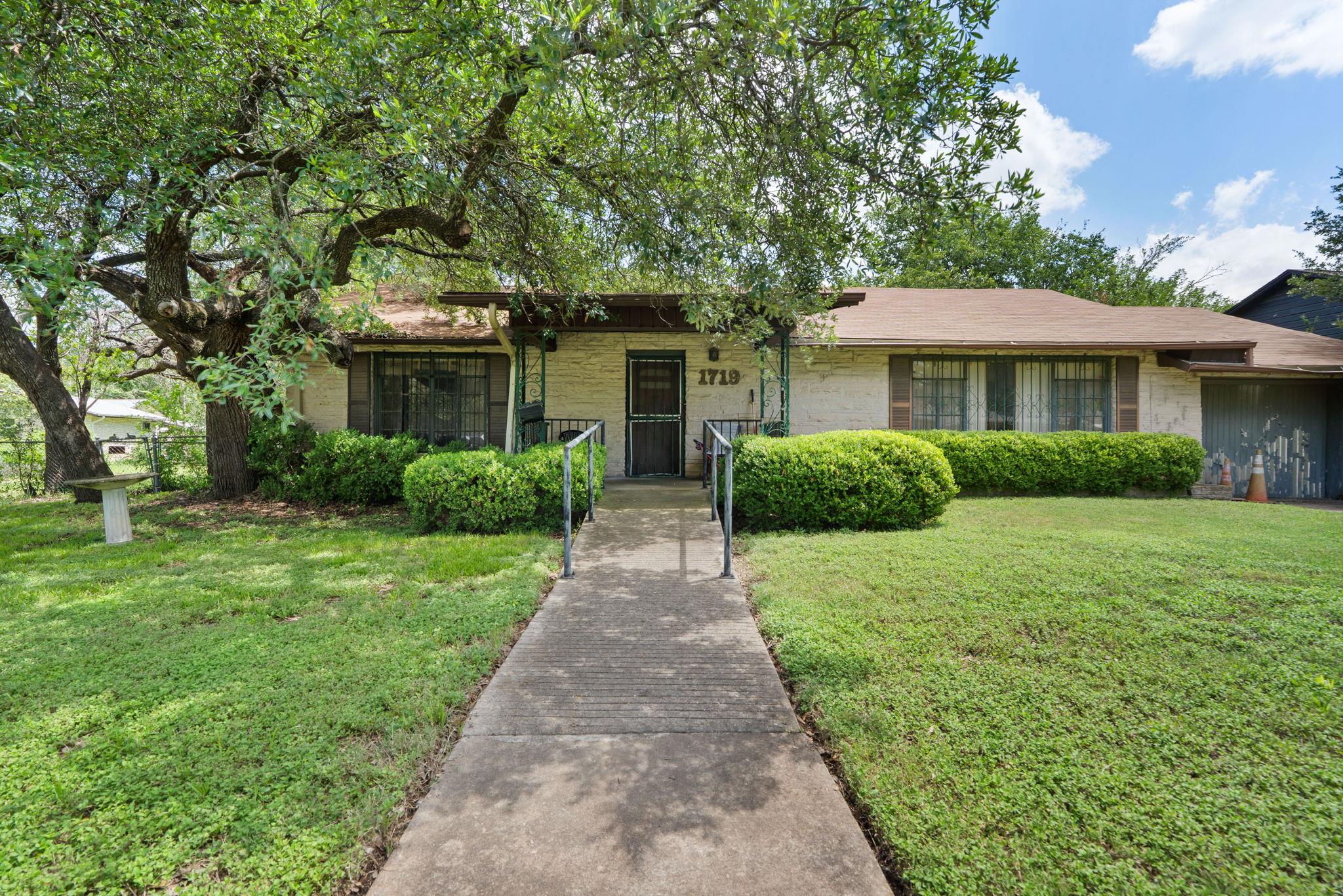 1719 E 32nd St, Austin, TX 78722