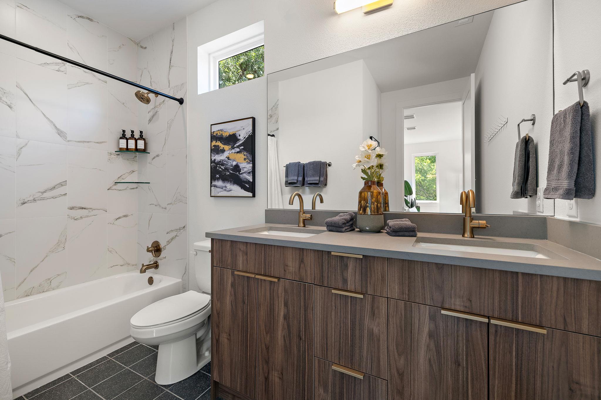 1713 E M Franklin Ave # 1, Austin, TX 78721